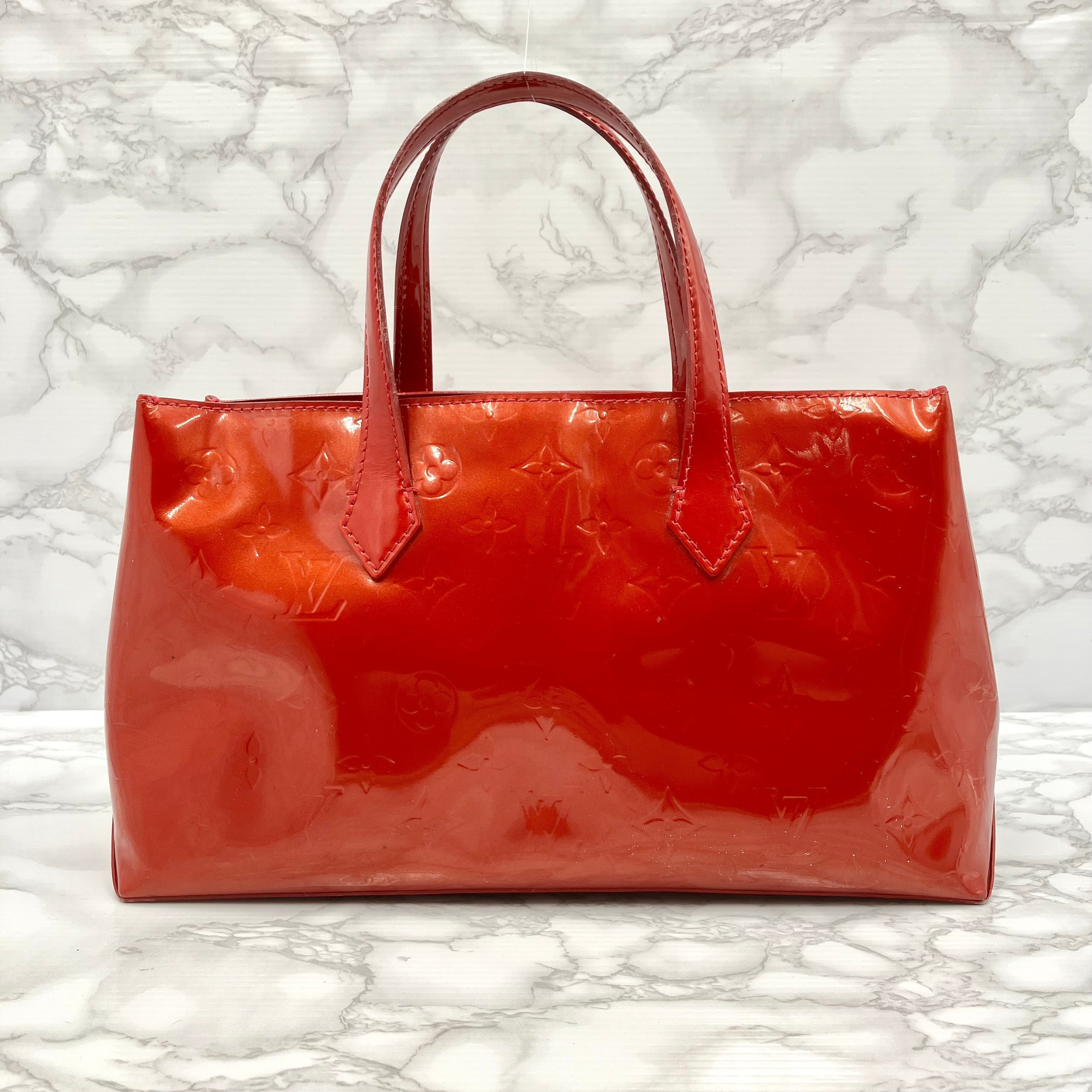 LOUIS VUITTON Vernis Wilsher PM