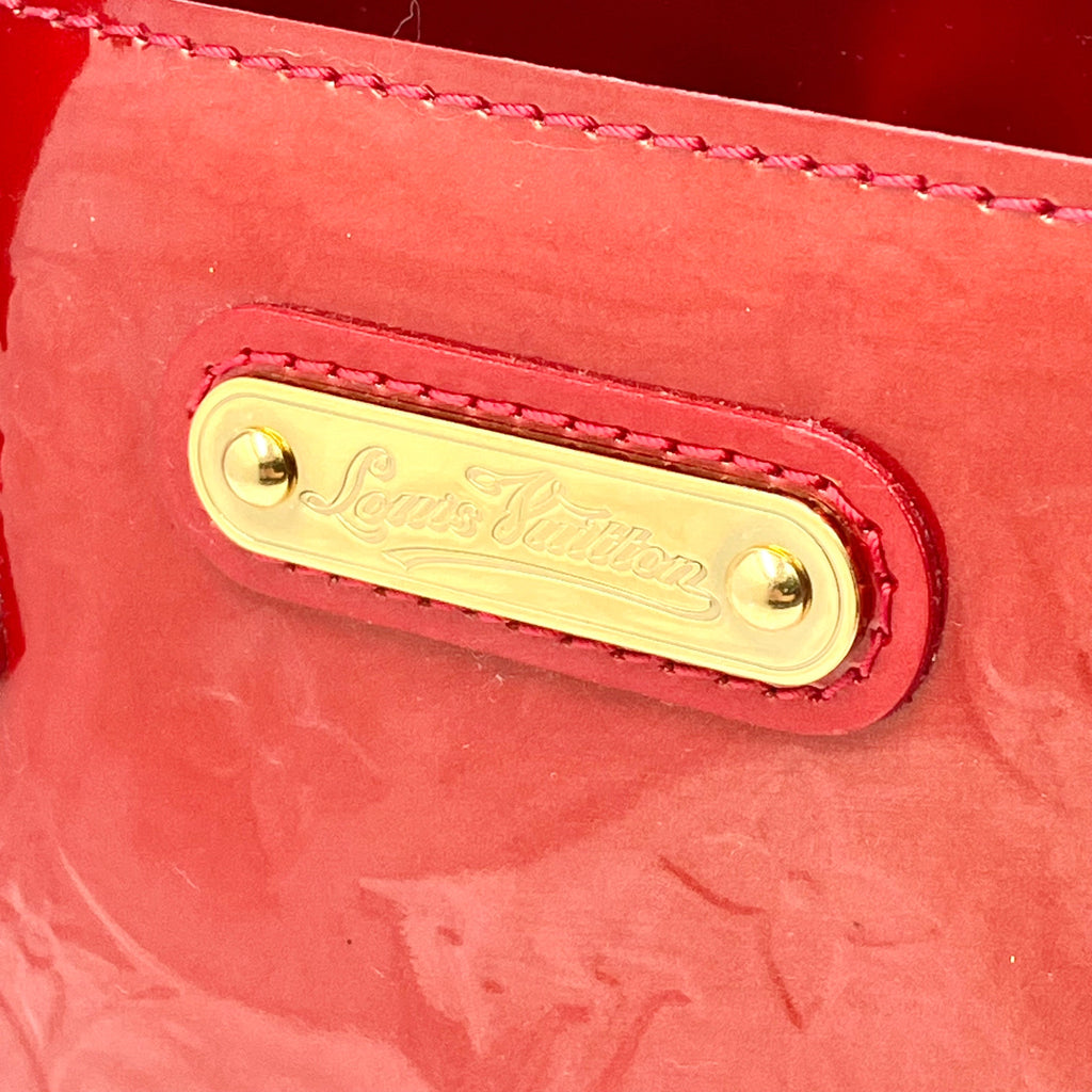 LOUIS VUITTON Vernis Wilsher PM