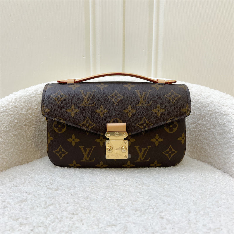 LV Pochette Metis East West in Monogram Canvas and GHW