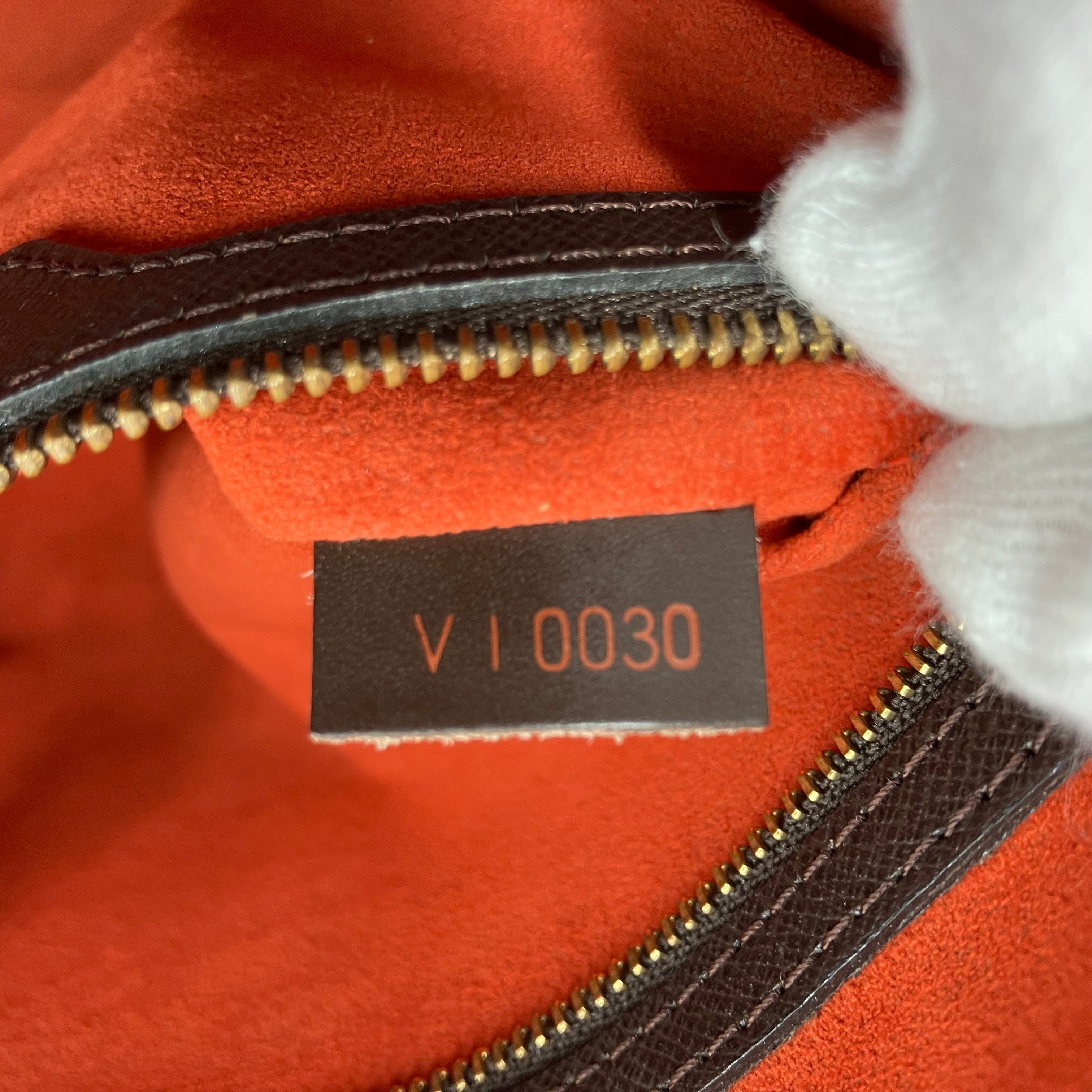 LOUIS VUITTON Damier Brera