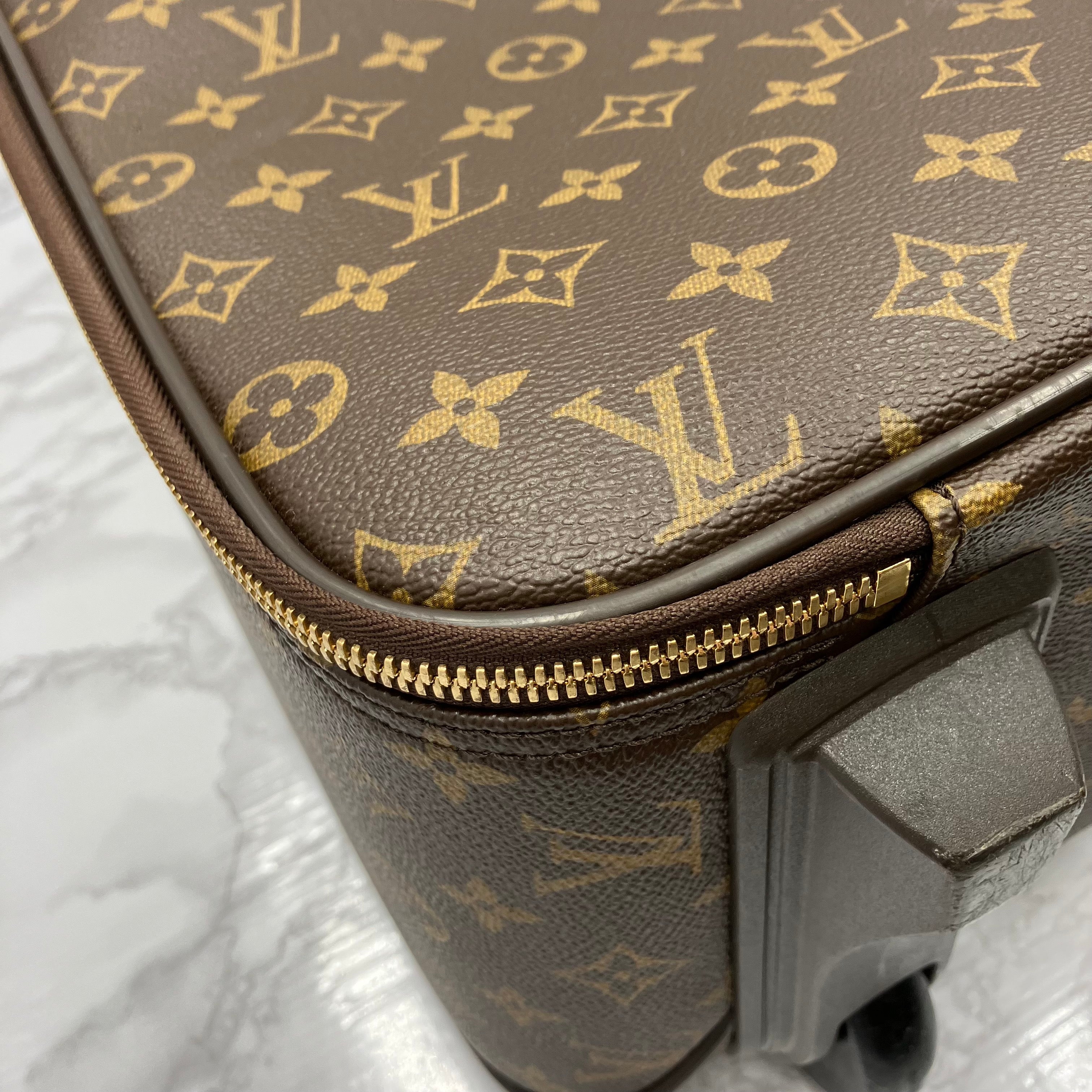 LOUIS VUITTON Monogram Pegase 45