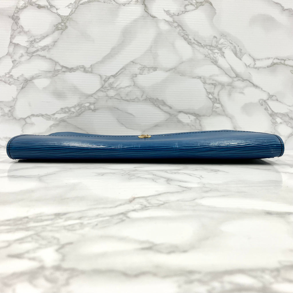 LOUIS VUITTON Epi clutch bag
