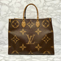LOUIS VUITTON Giant Monogram Reverse ON THE GO GM