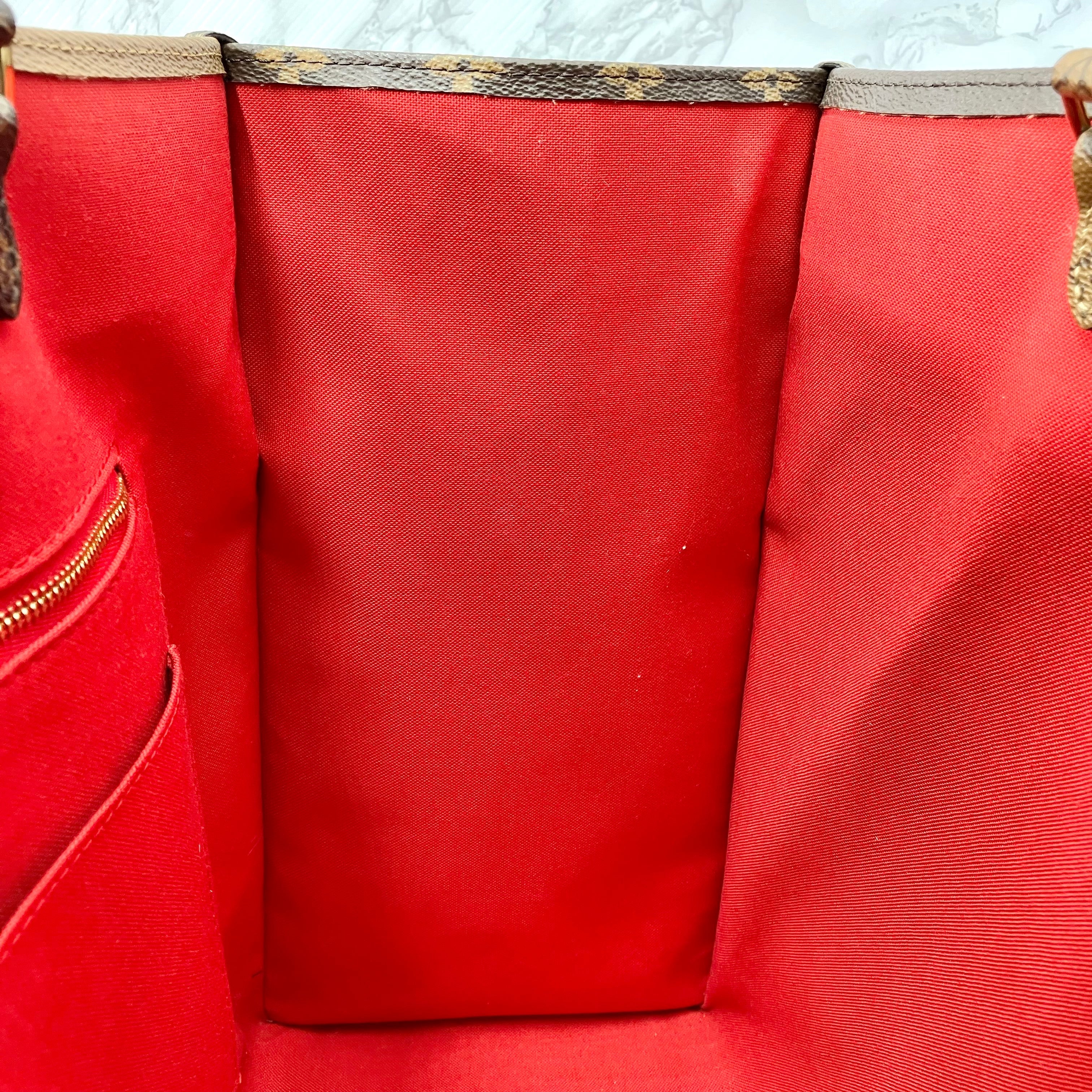 LOUIS VUITTON Giant Monogram Reverse ON THE GO GM