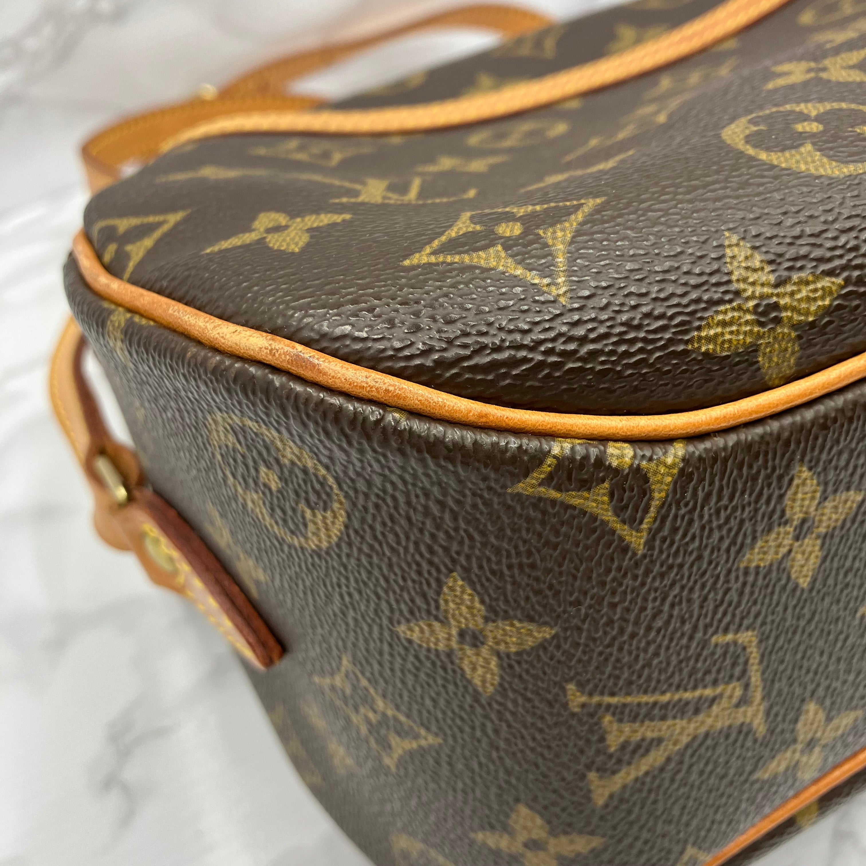 LOUIS VUITTON Monogram blower