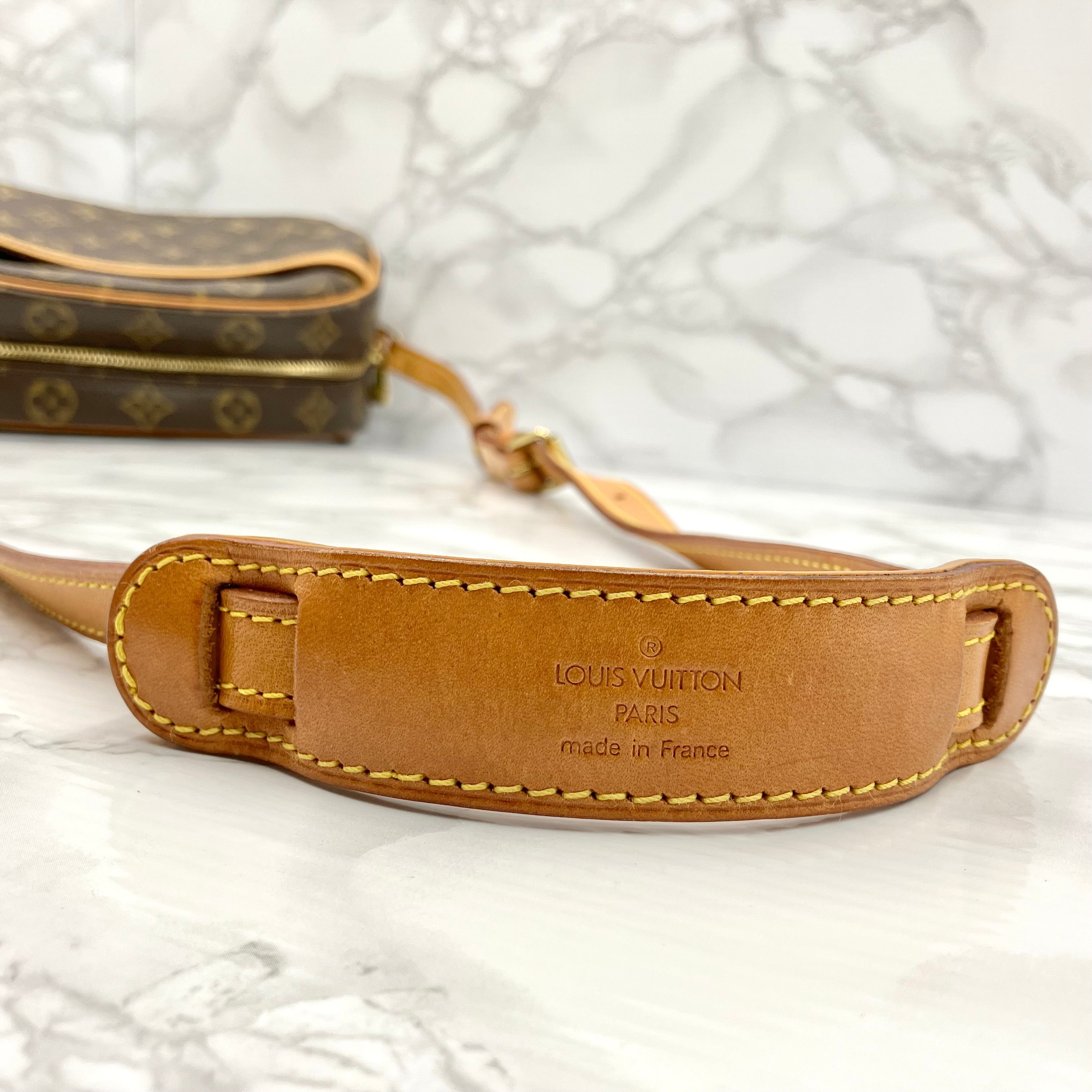 LOUIS VUITTON Monogram blower