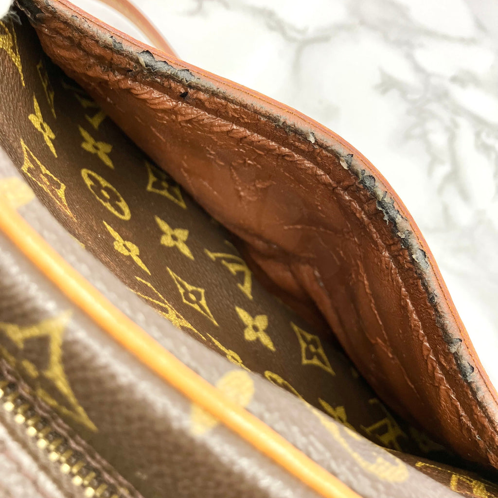 LOUIS VUITTON Monogram blower