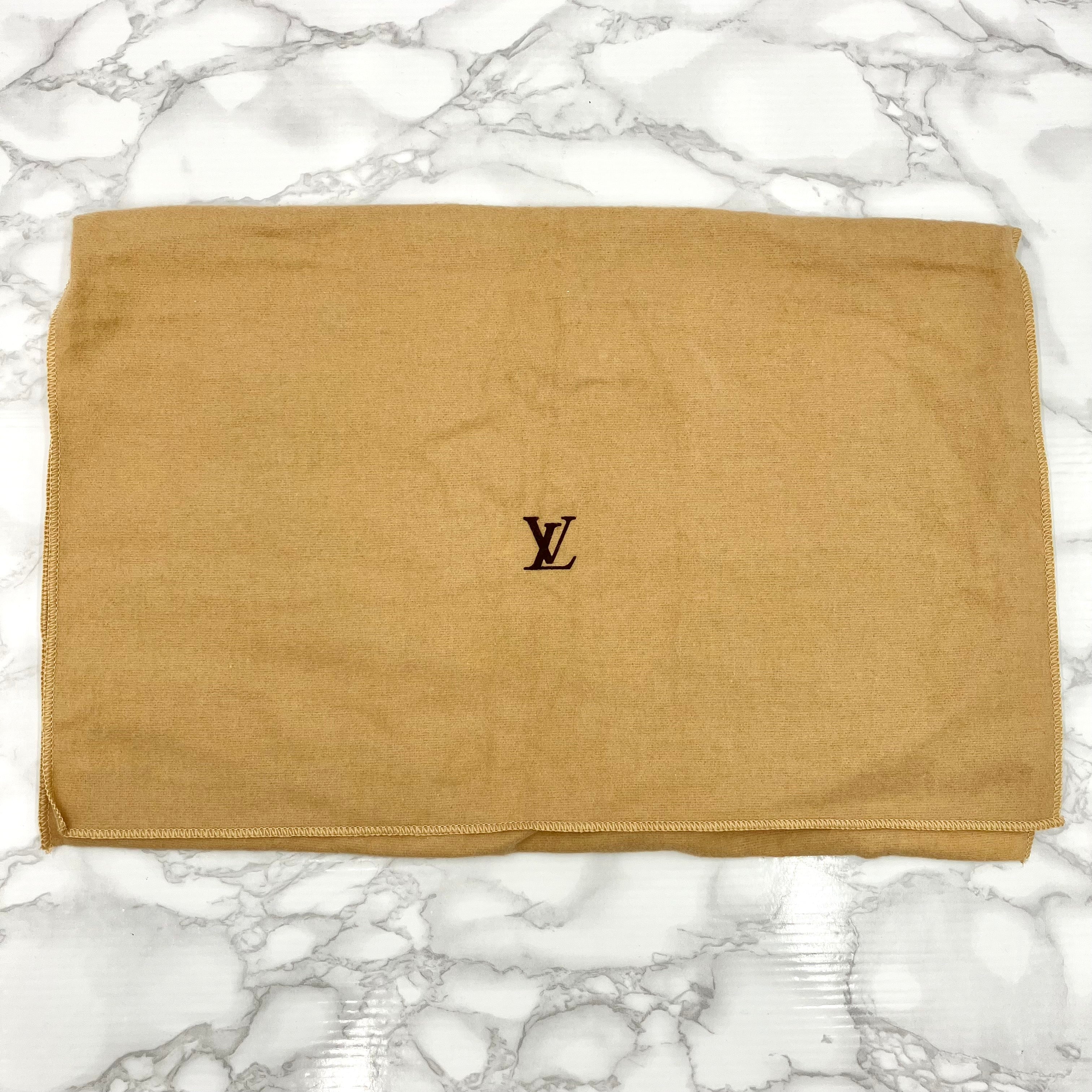 LOUIS VUITTON Monogram blower