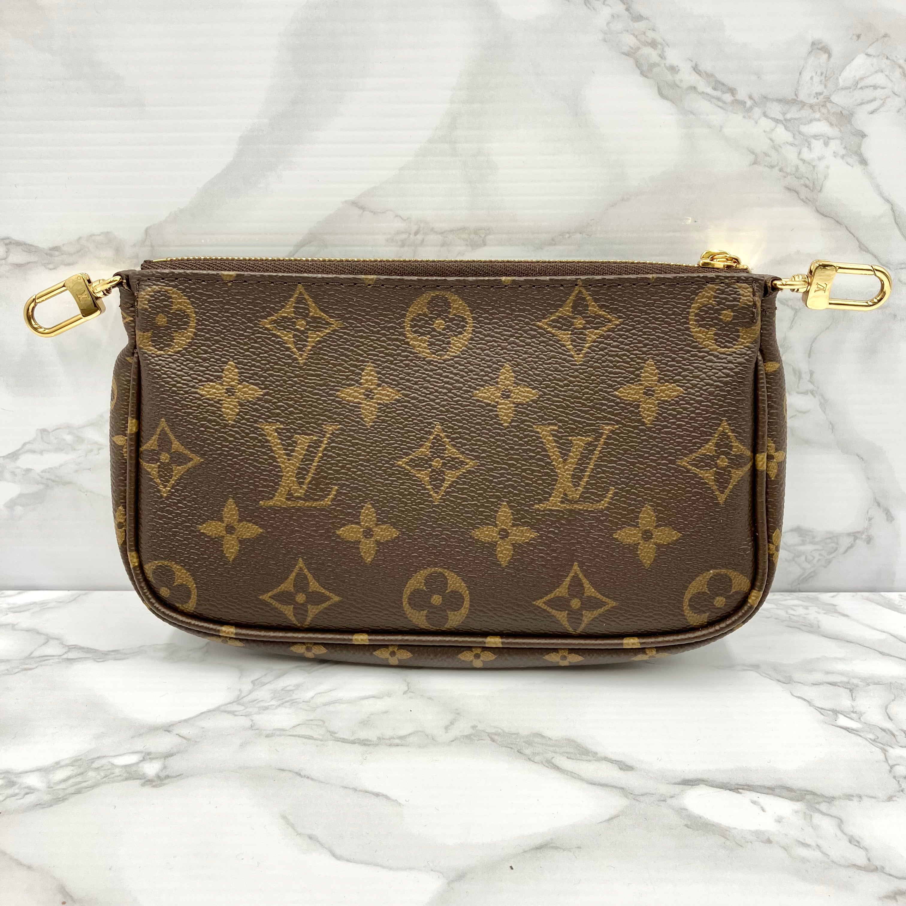 LOUIS VUITTON Monogram Mürti Pochette