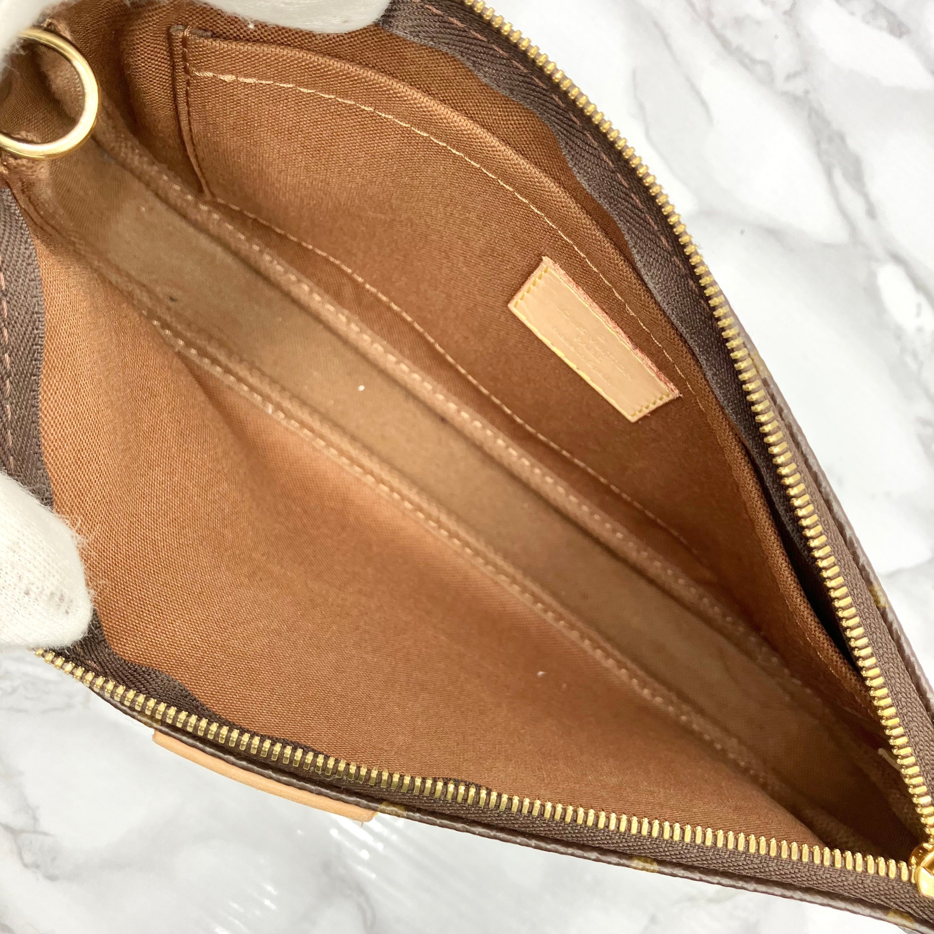 LOUIS VUITTON Monogram Mürti Pochette