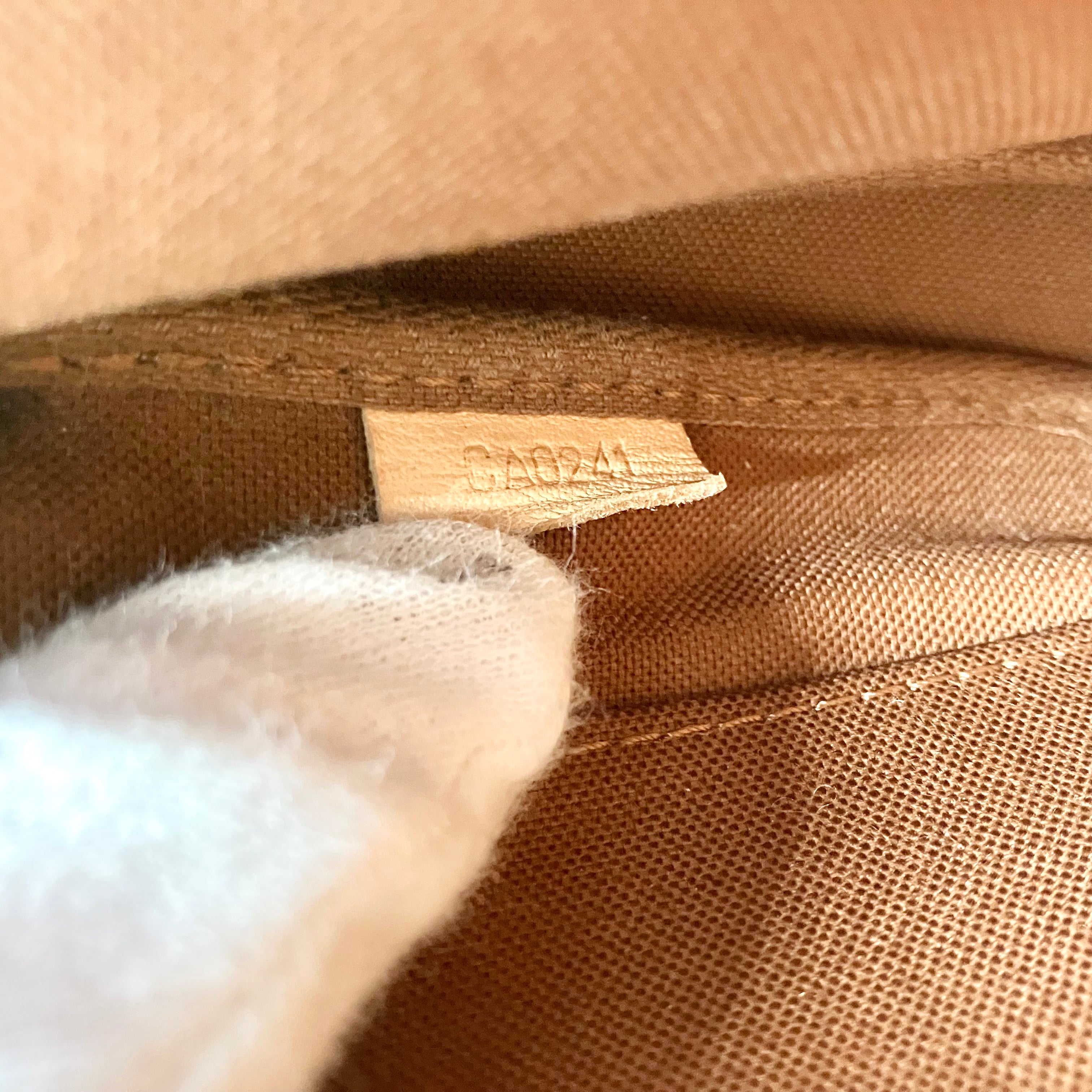 LOUIS VUITTON Monogram Mürti Pochette