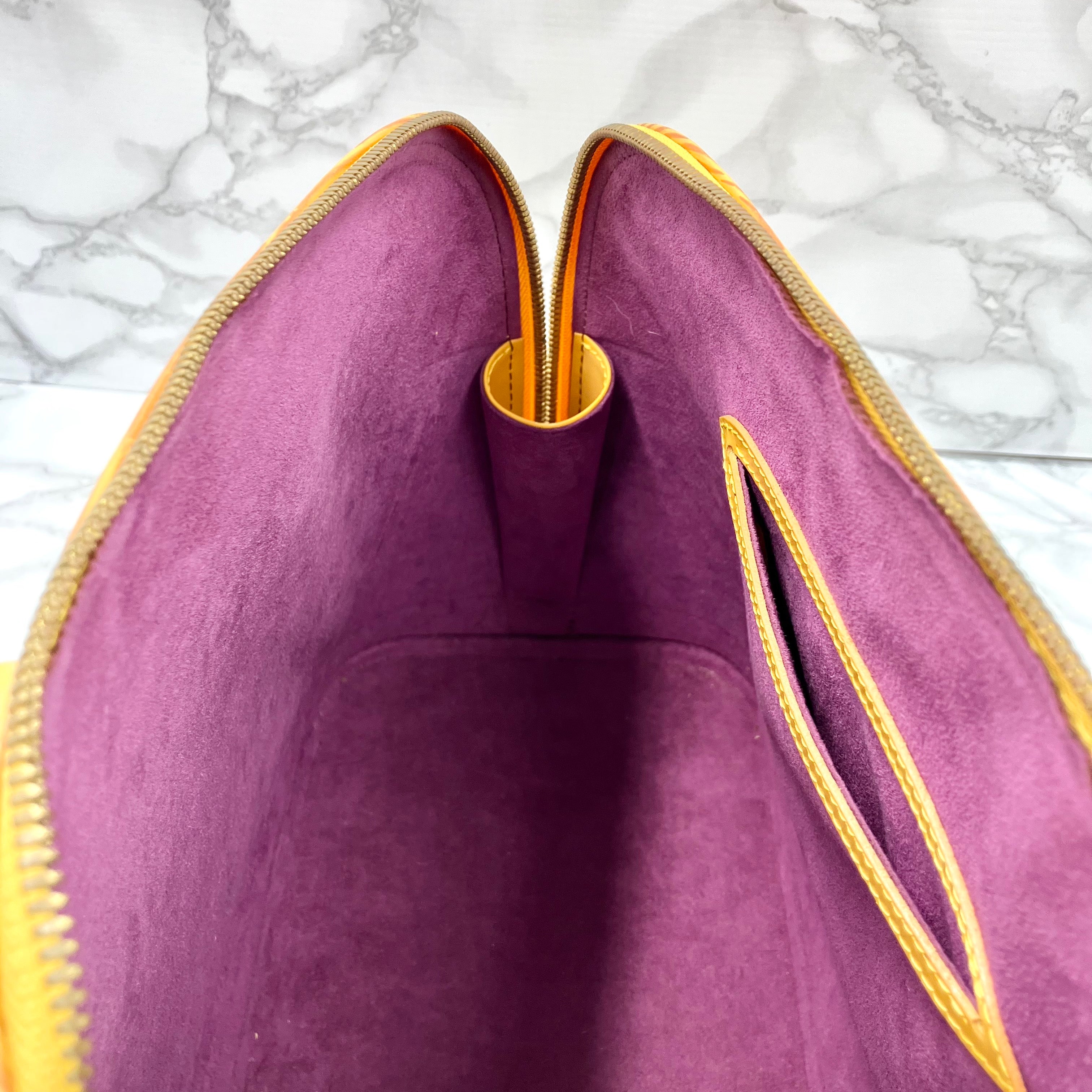 LOUIS VUITTON EPI Alma PM Strap