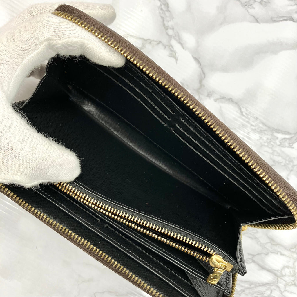 LOUIS VUITTON Monogram Giant Reverse RFID