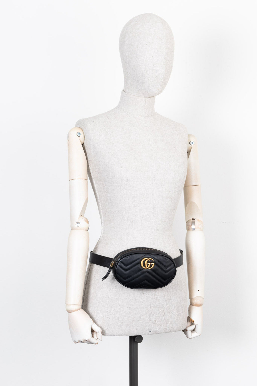 GUCCI Marmont Belt Bag