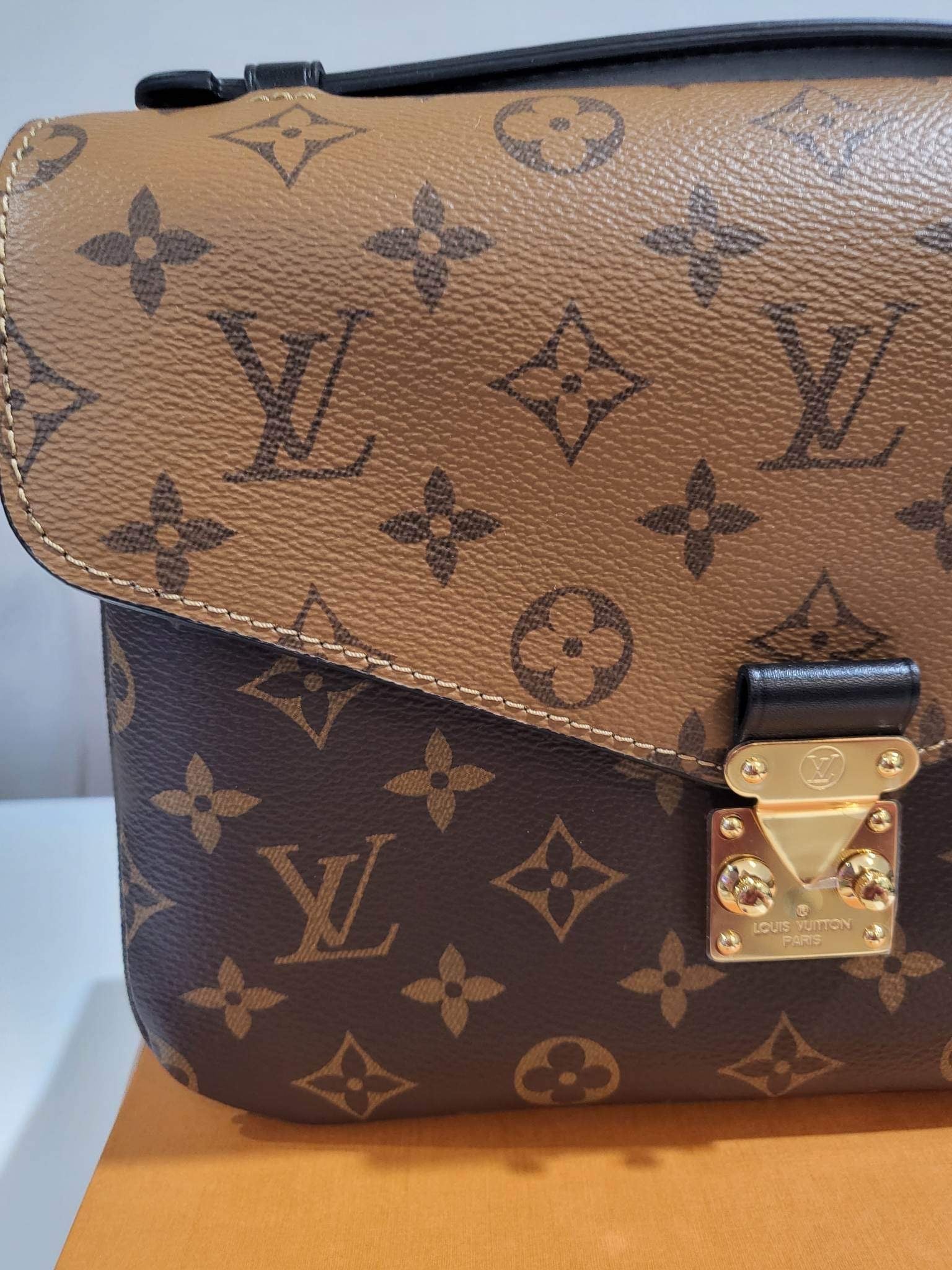 Reverse Pochette MÃƒÆ’Ã‚Â©tis