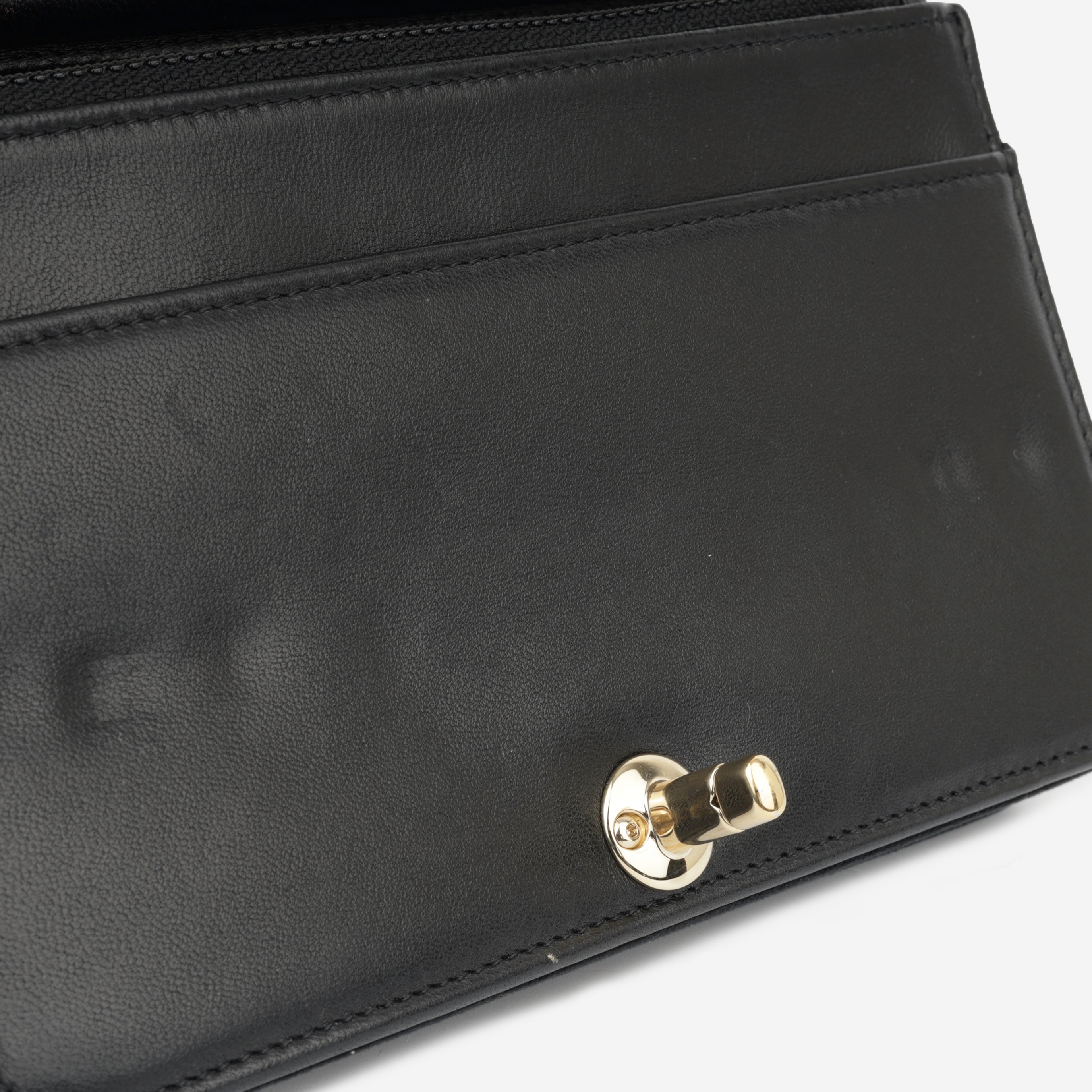 Chanel Seasonal Wallet on Chain