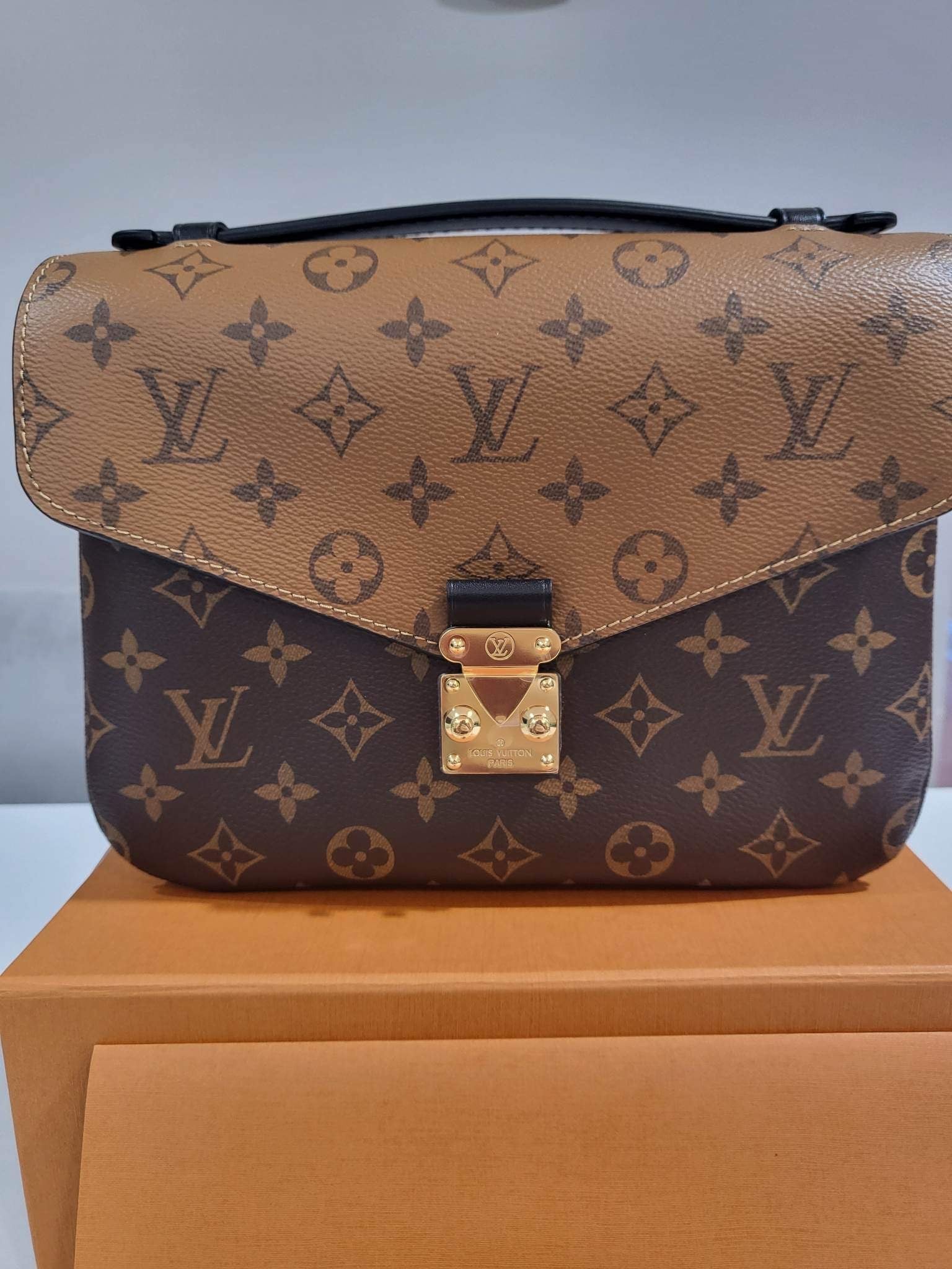 Reverse Pochette MÃƒÆ’Ã‚Â©tis