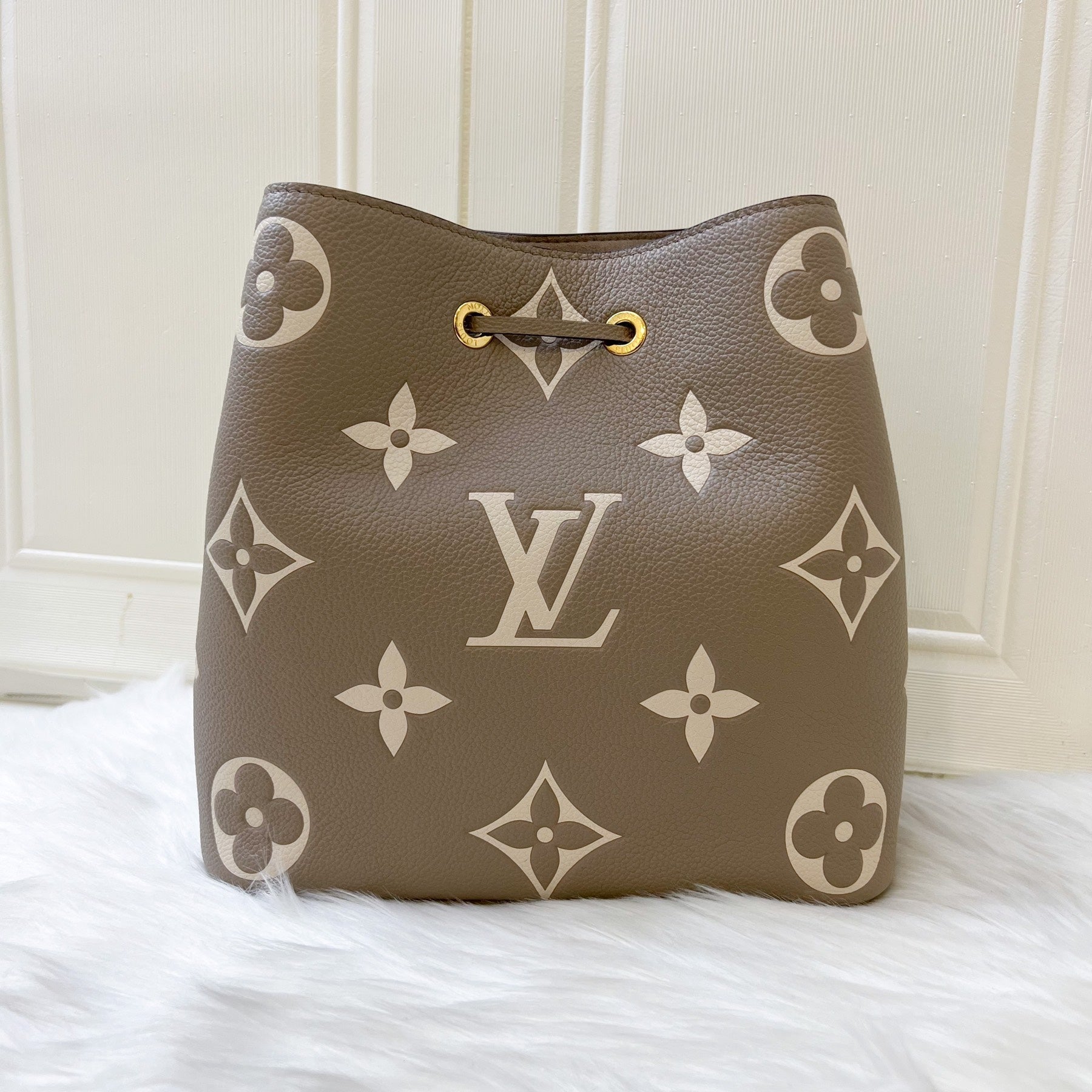 LV NeoNoe MM in Tourterelle Grey and Creme Giant Monogram Empreinte Leather and GHW