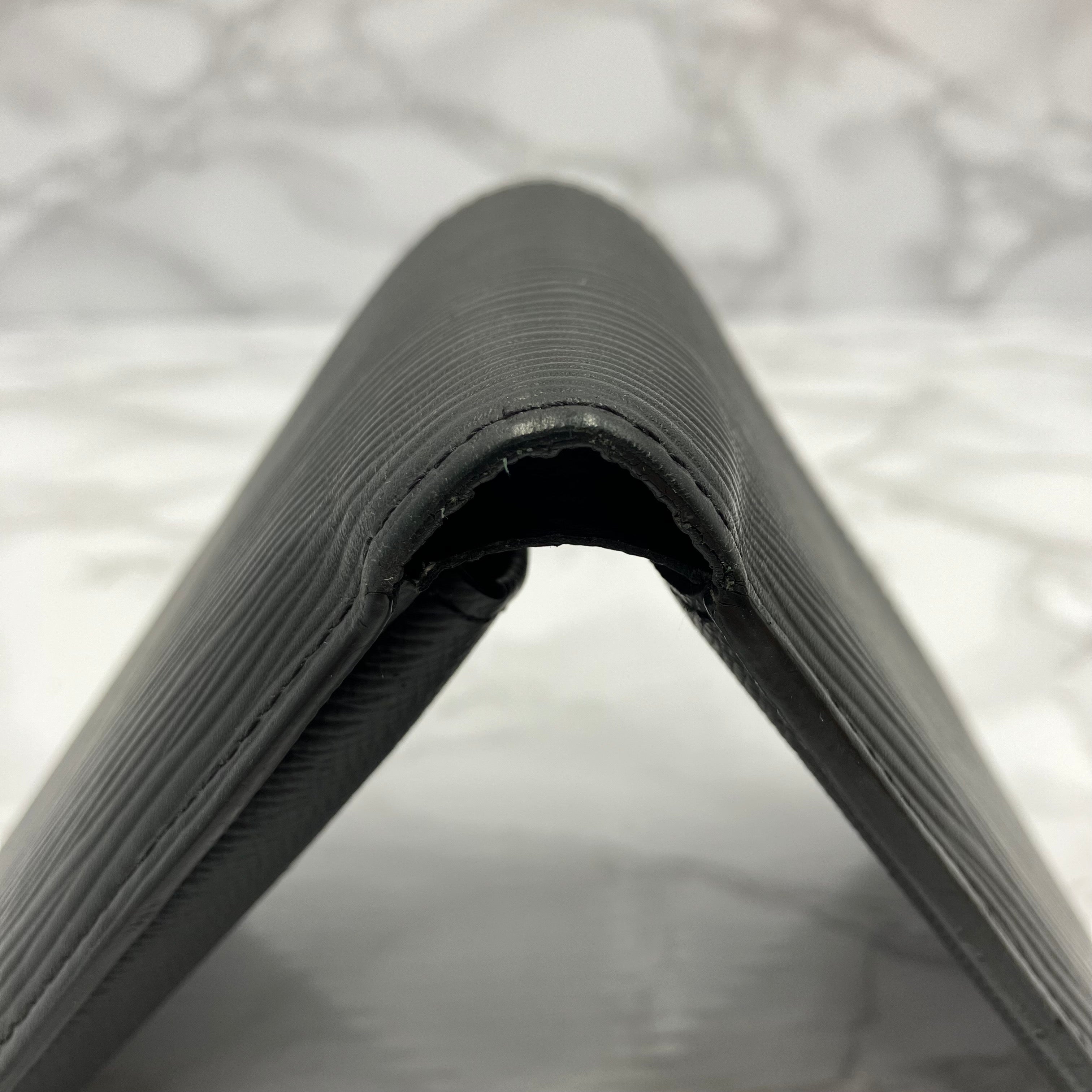 LOUIS VUITTON Epi Marco NM