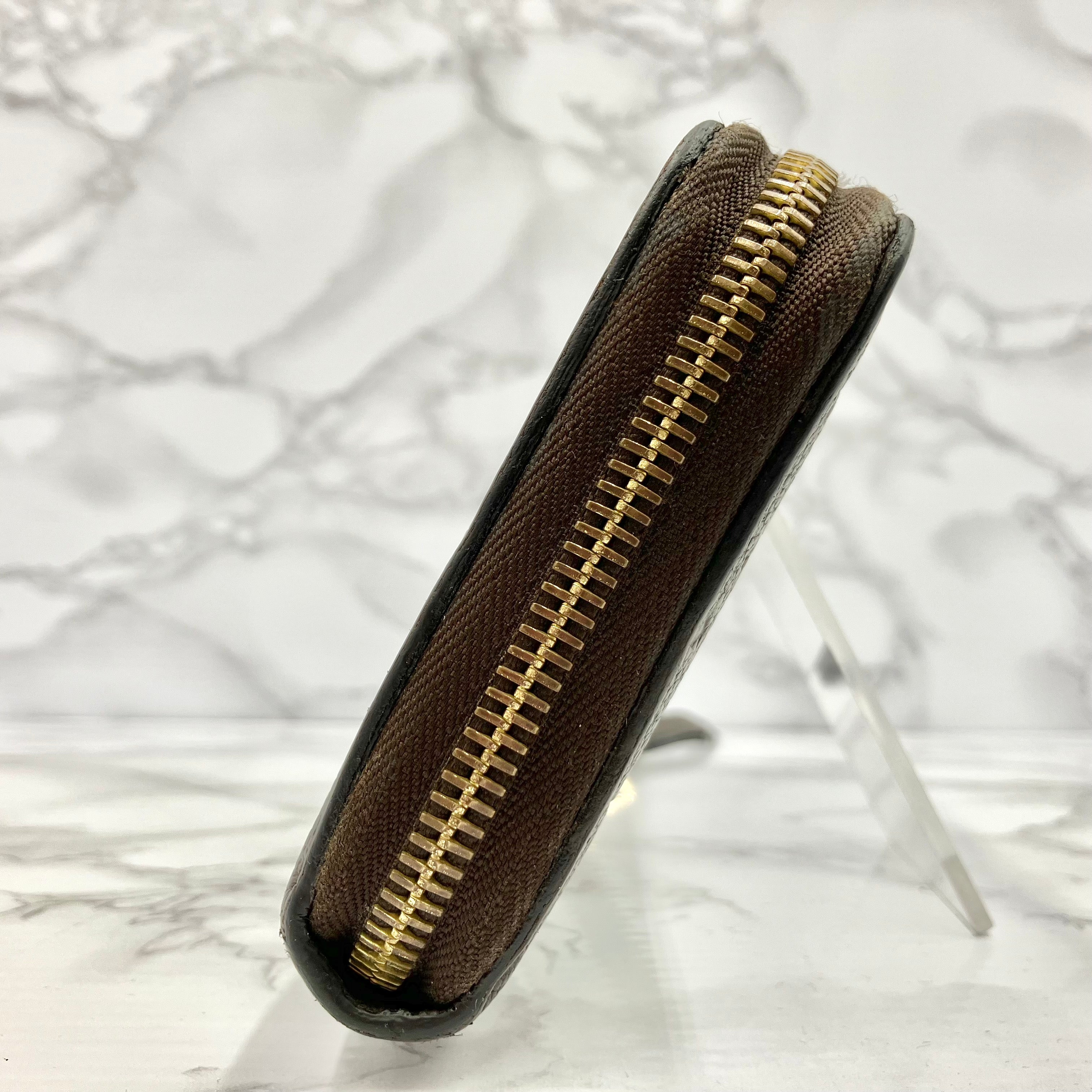 LOUIS VUITTON Amplant Zippy