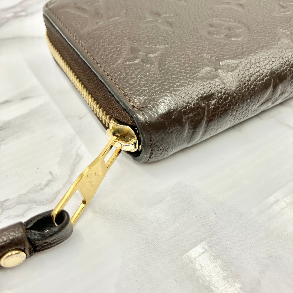 LOUIS VUITTON Amplant Zippy