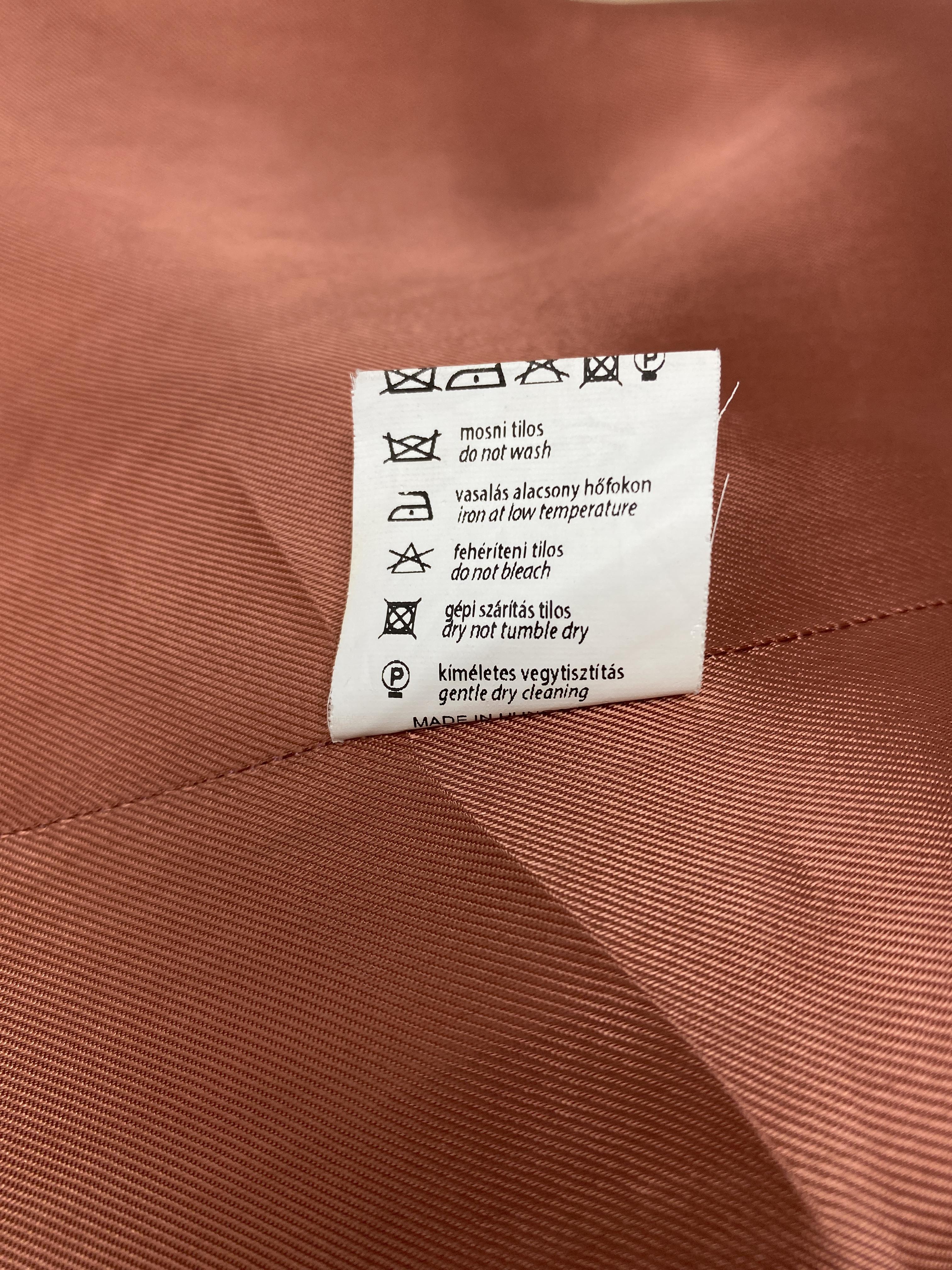 USE UNUSED BUDAPEST WOOL COAT - SIZE EU 36