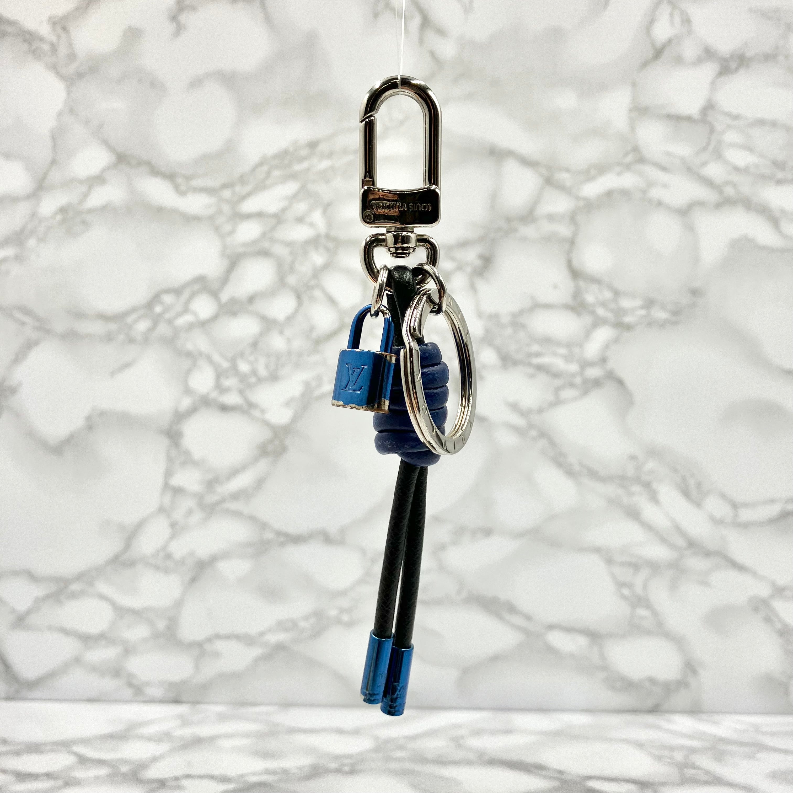 LOUIS VUITTON key charm