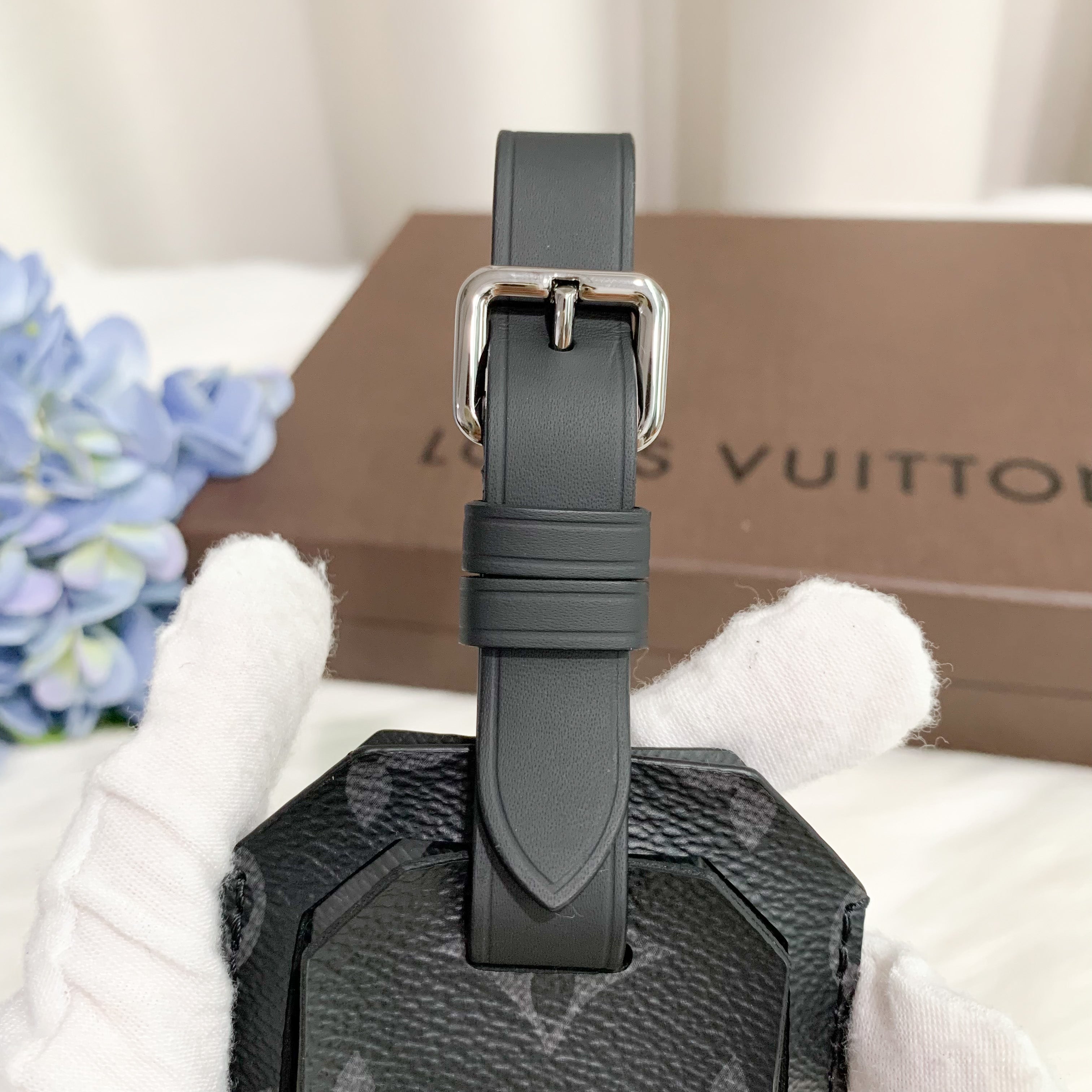 LV Luggage Tag in Monogram Eclipse Canvas