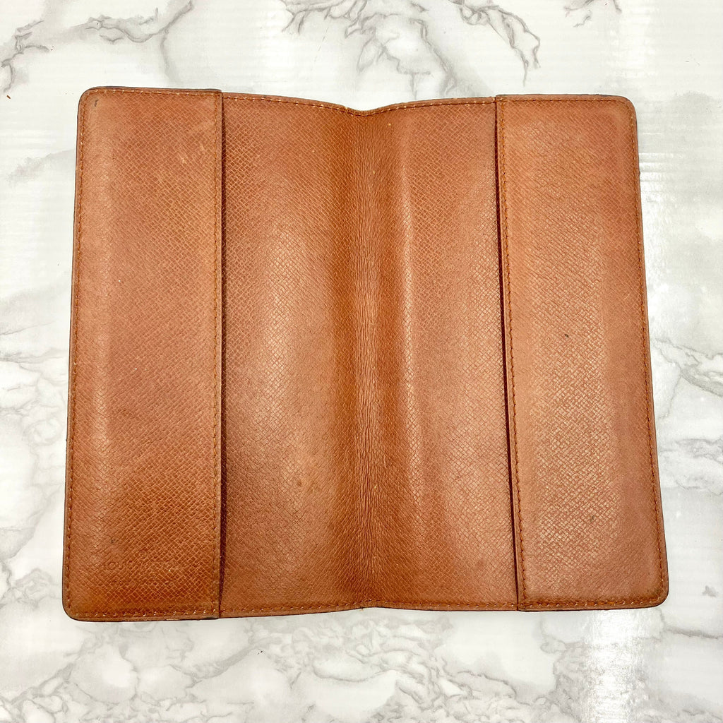 LOUIS VUITTON Monogram Billfold