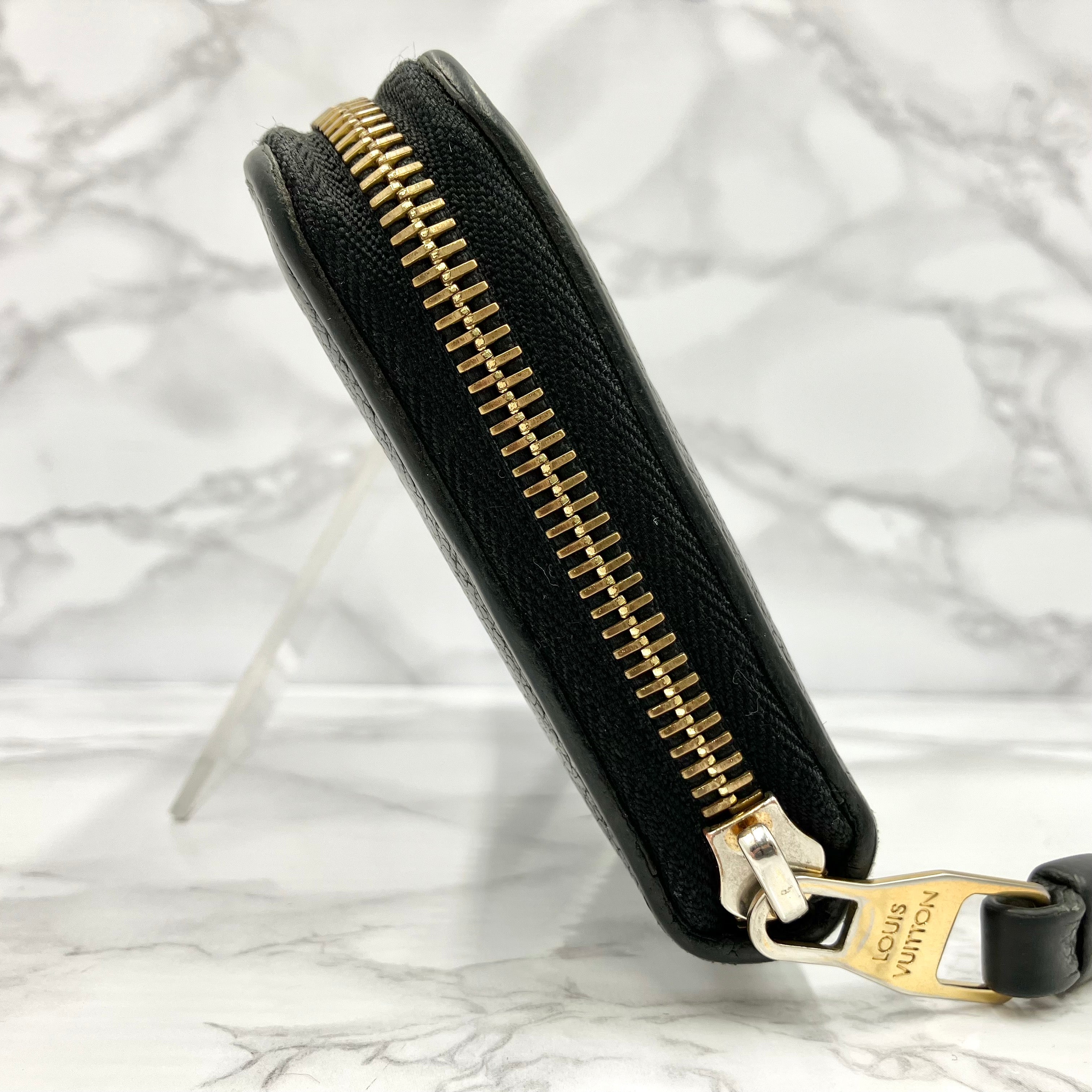 LOUIS VUITTON Amplant Zippy