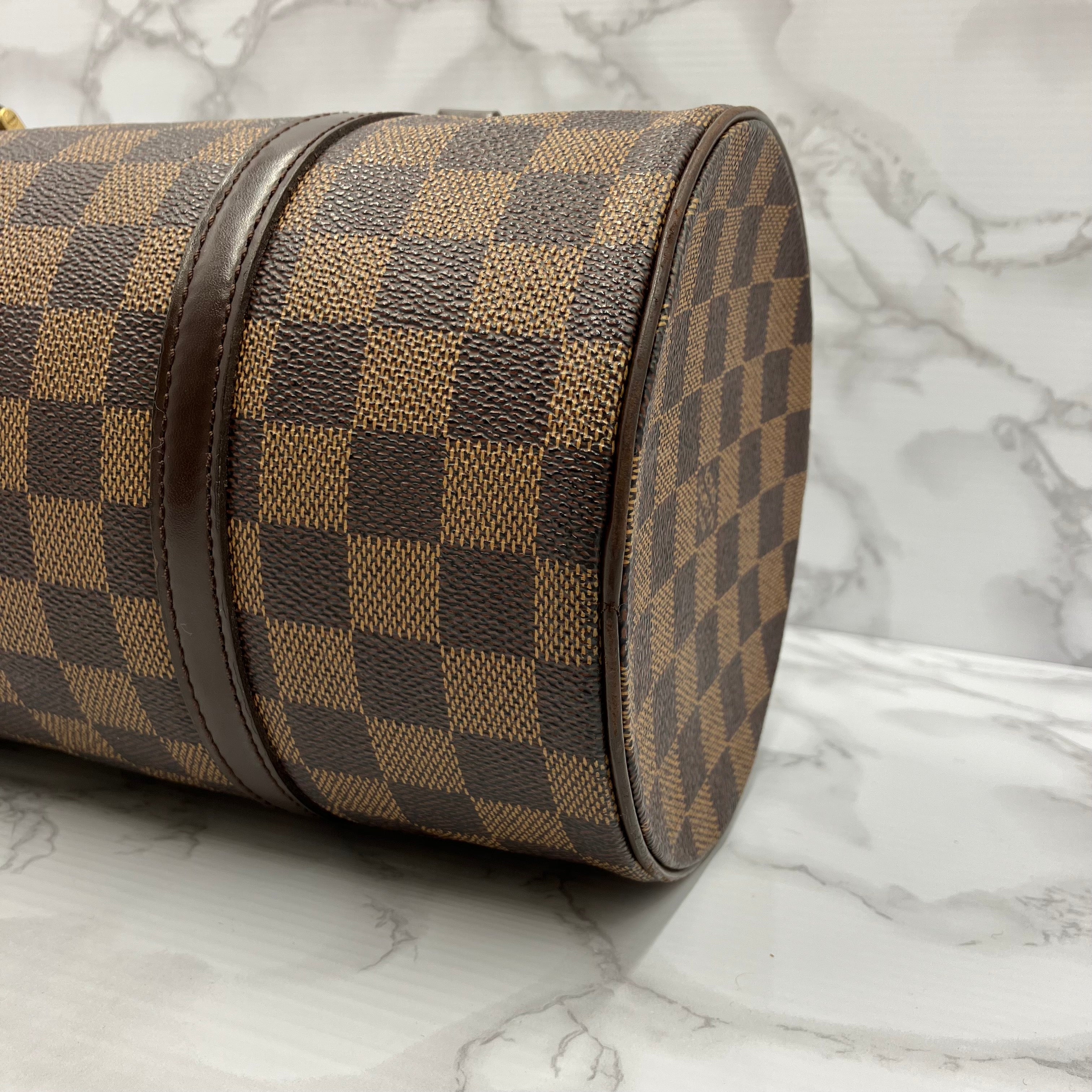 LOUIS VUITTON Damier papillion