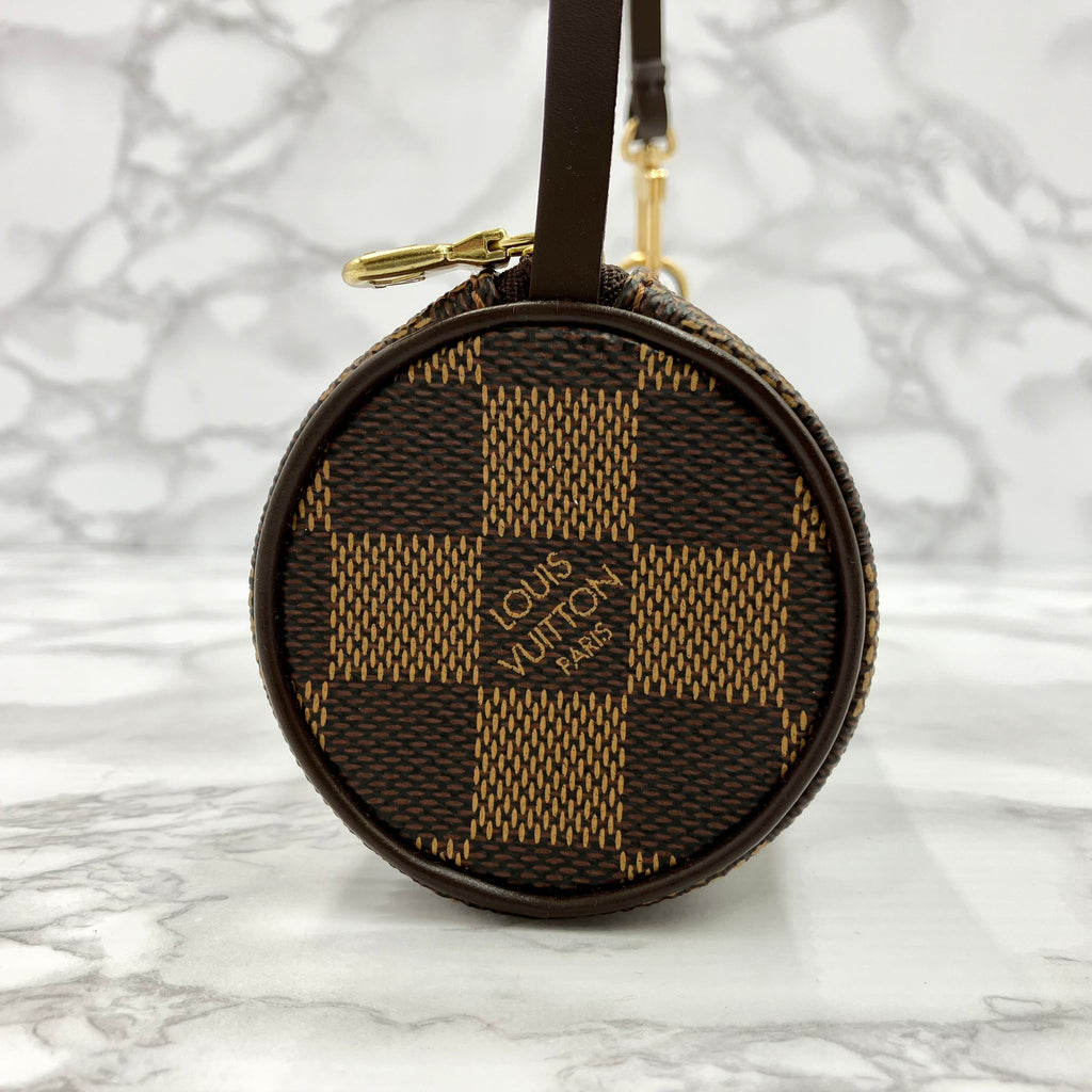 LOUIS VUITTON Damier papillion
