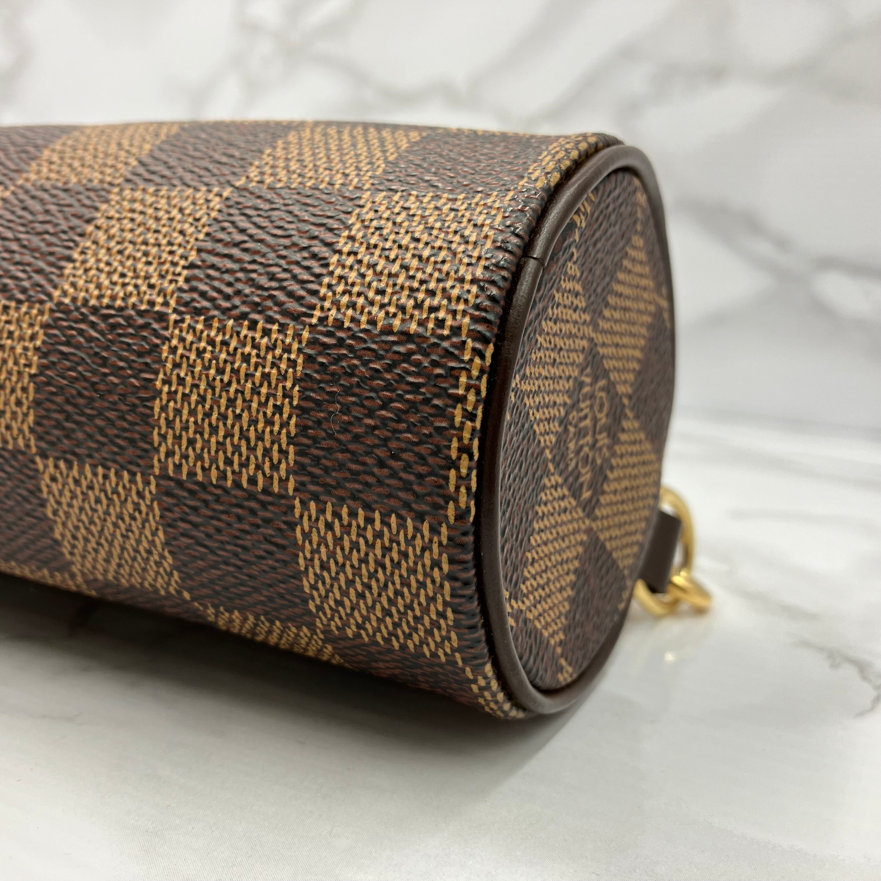 LOUIS VUITTON Damier papillion