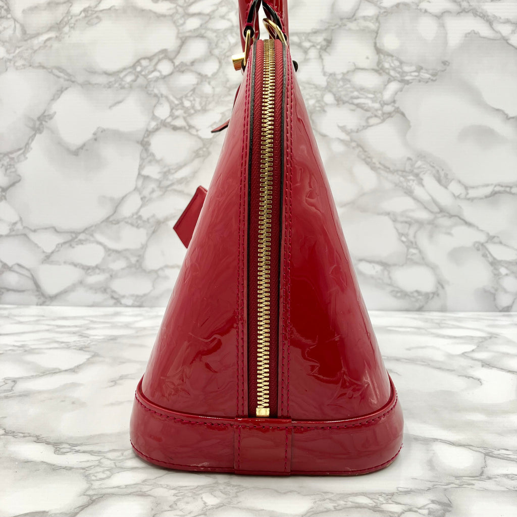 LOUIS VUITTON Vernis Alma PM