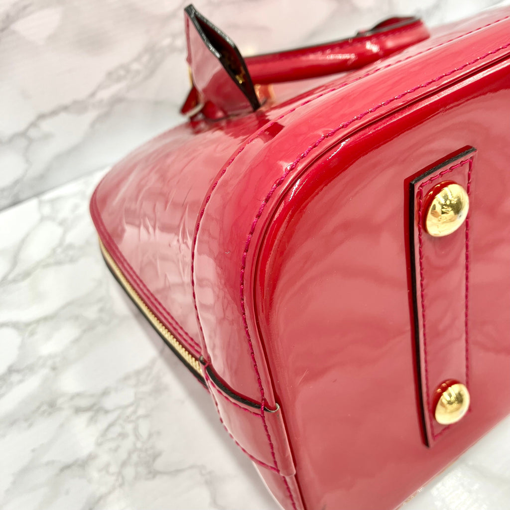 LOUIS VUITTON Vernis Alma PM