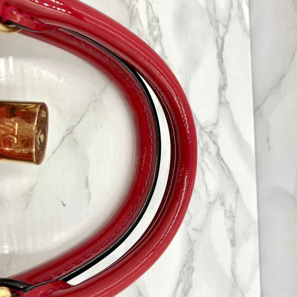 LOUIS VUITTON Vernis Alma PM