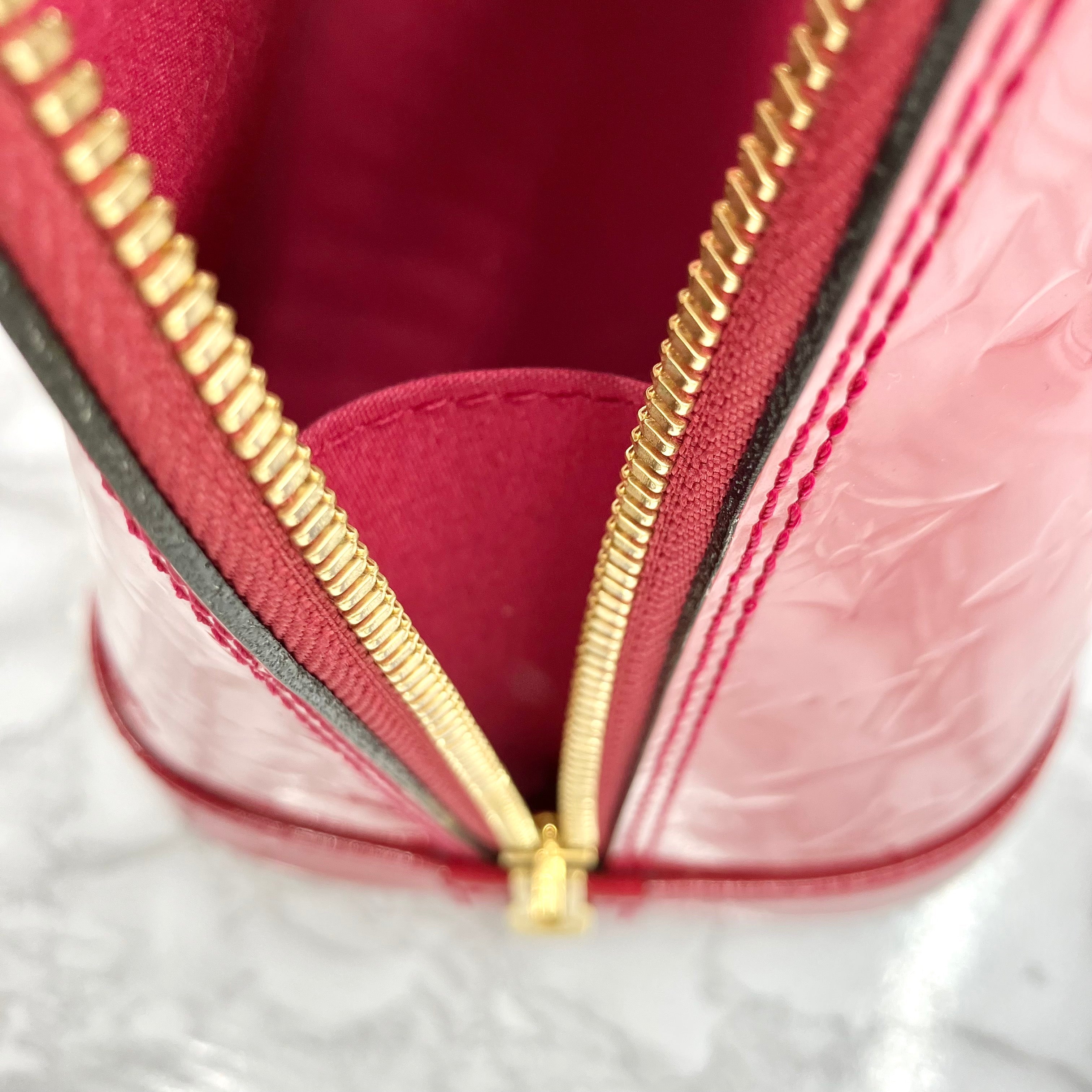 LOUIS VUITTON Vernis Alma PM