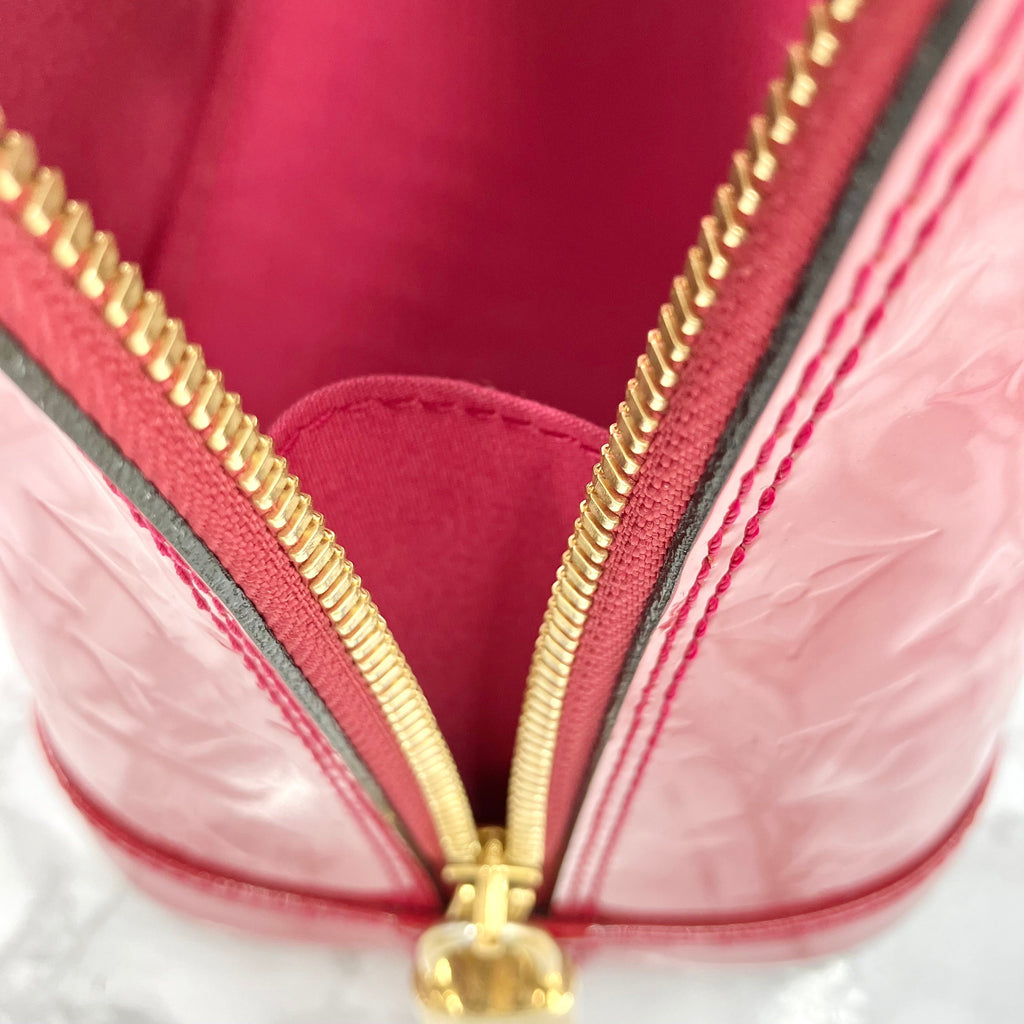 LOUIS VUITTON Vernis Alma PM