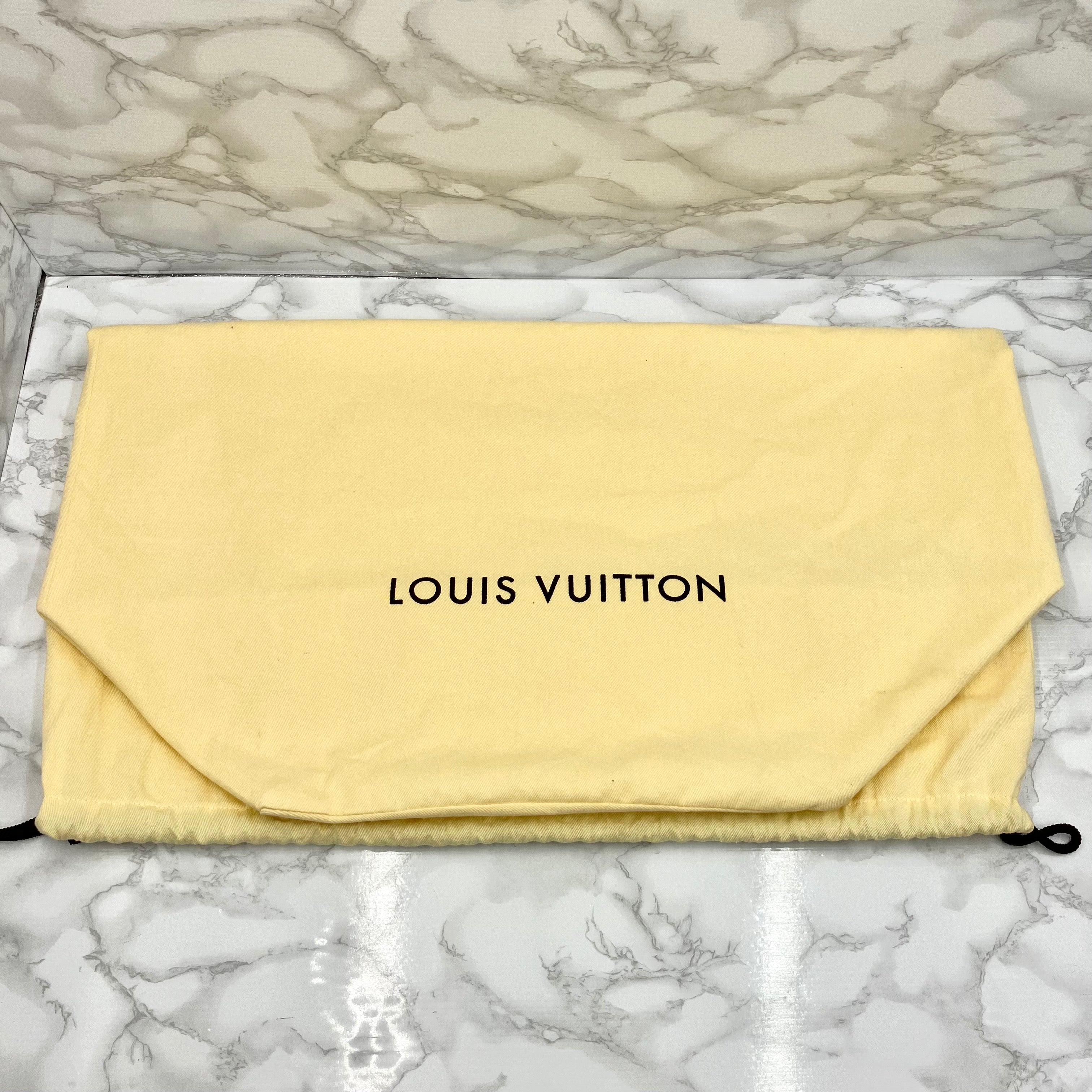 LOUIS VUITTON Monogram Pegase55