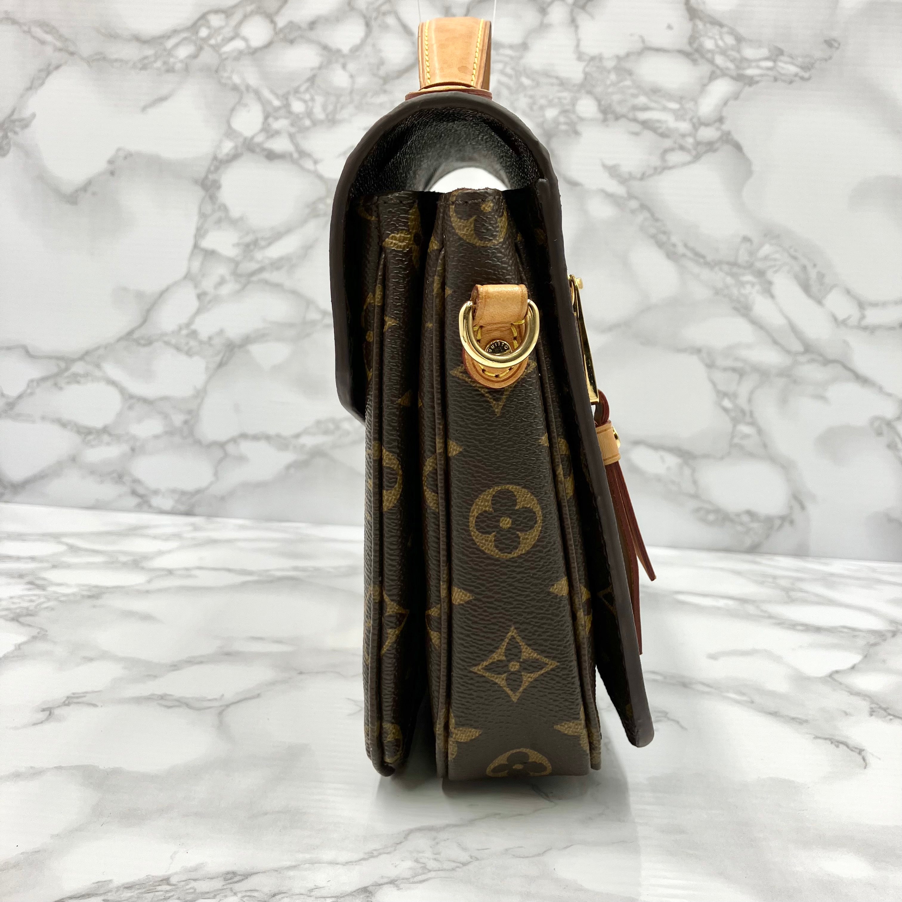 LOUIS VUITTON Monogram Metis