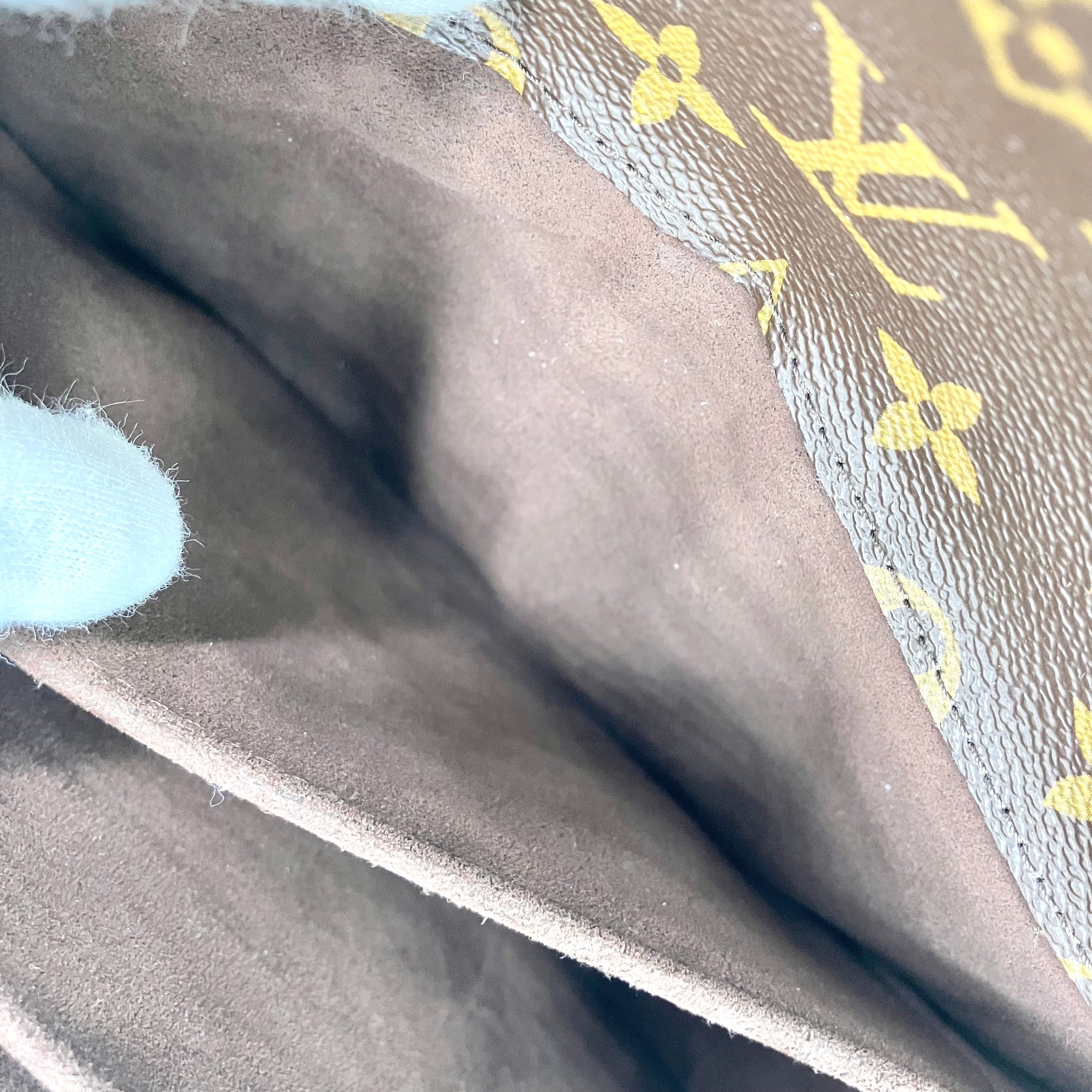 LOUIS VUITTON Monogram Metis