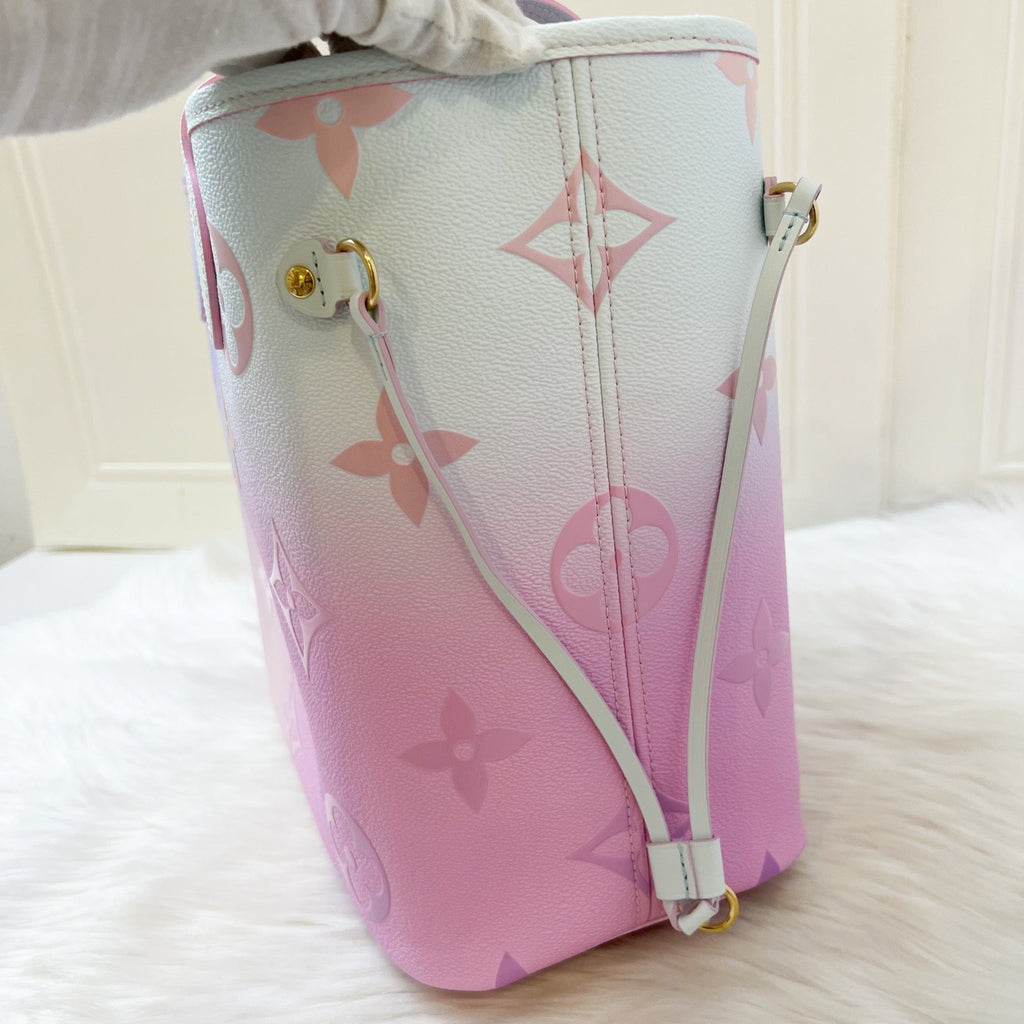 LV Neverfull MM Spring in the Air Sunrise Pastel Canvas and GHW