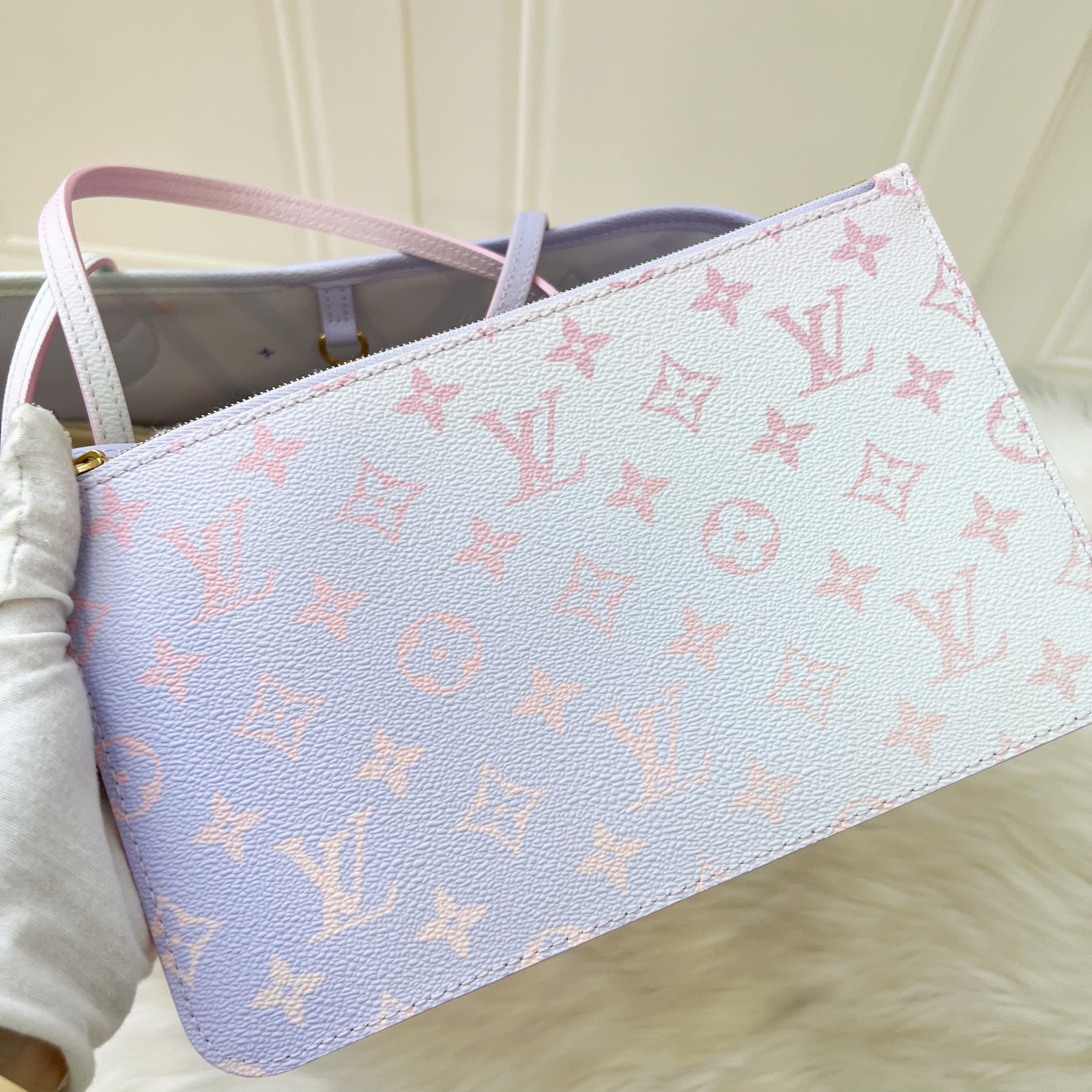 LV Neverfull MM Spring in the Air Sunrise Pastel Canvas and GHW