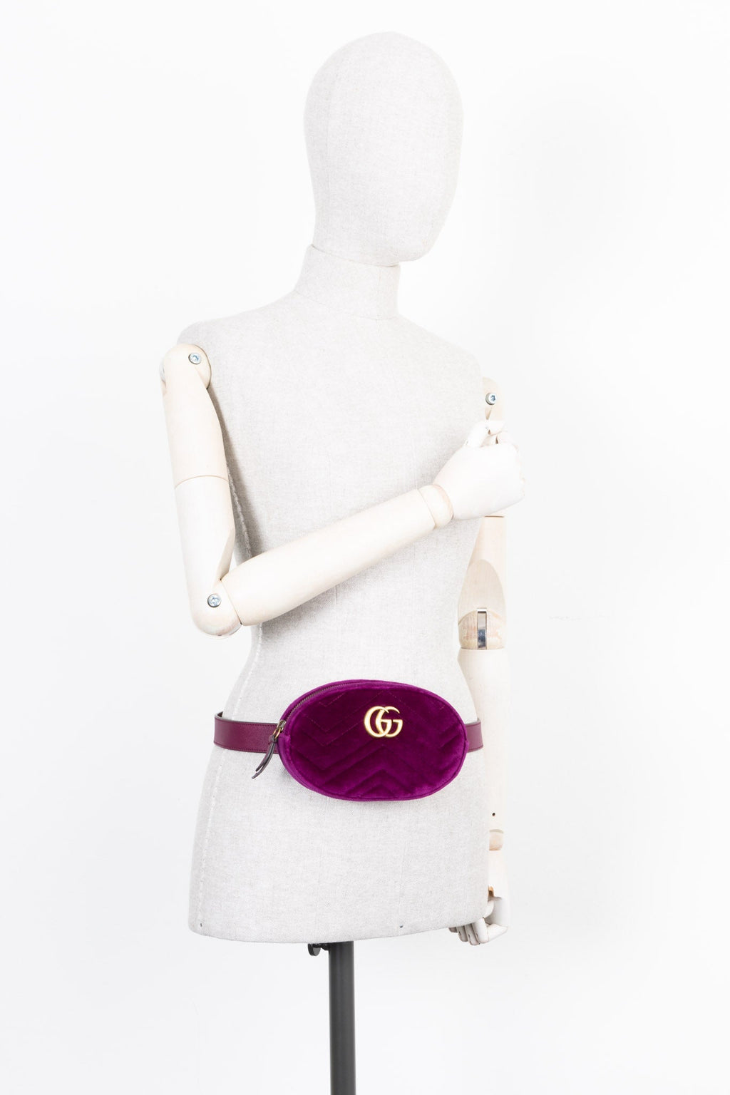 GUCCI Marmont Belt Bag Velvet Purple