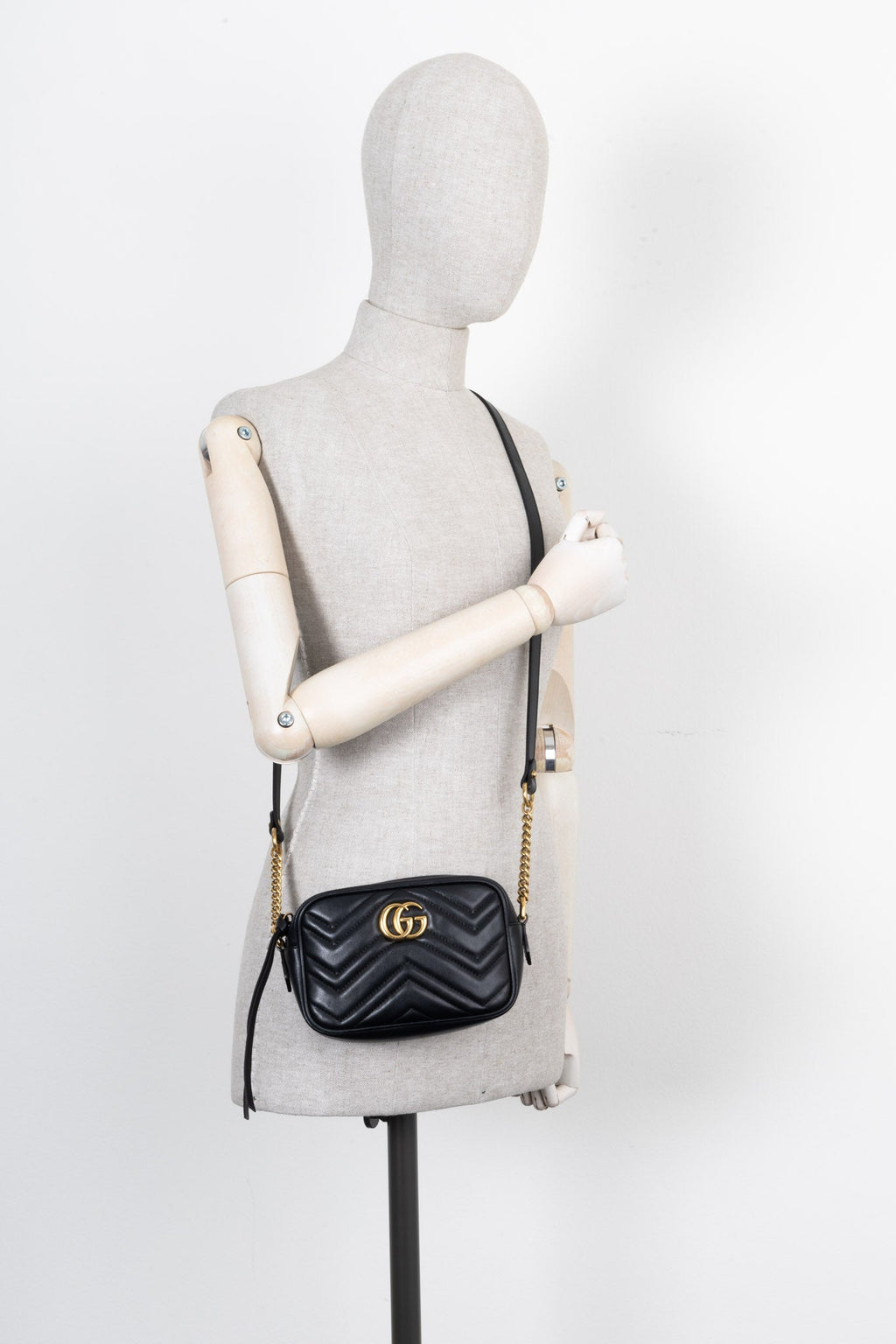 GUCCI Marmont Small Camera Bag Black
