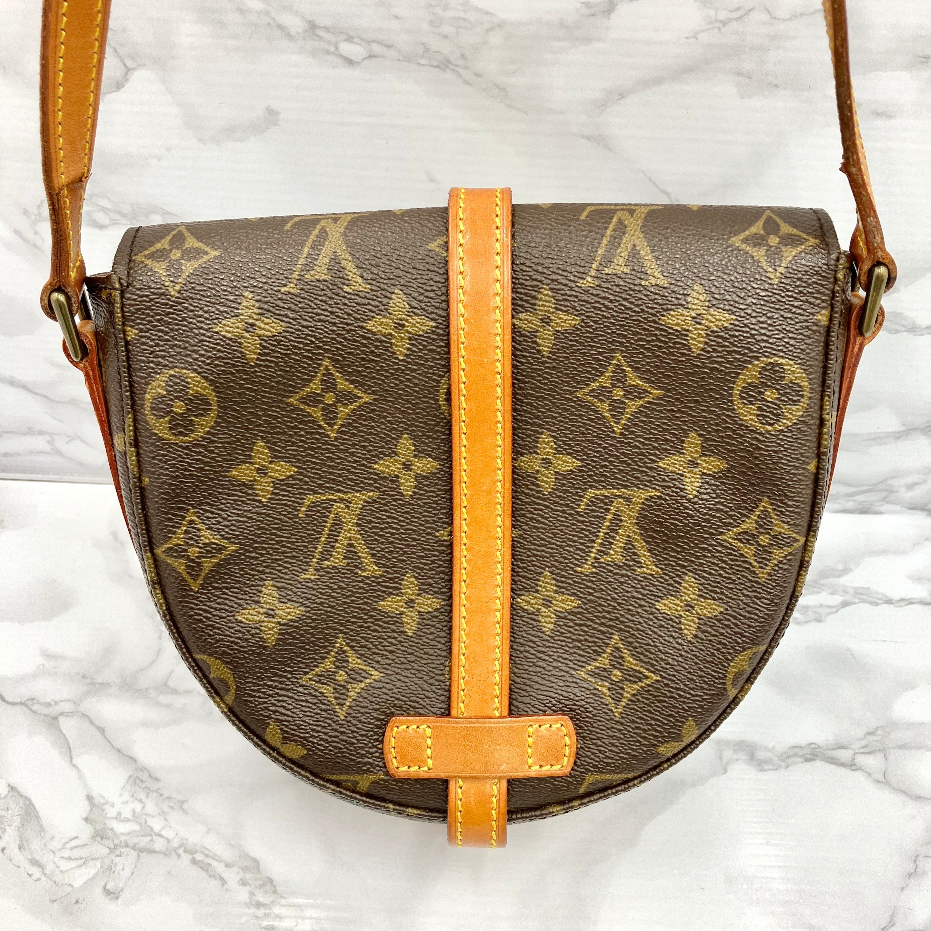 LOUIS VUITTON Chantilly
