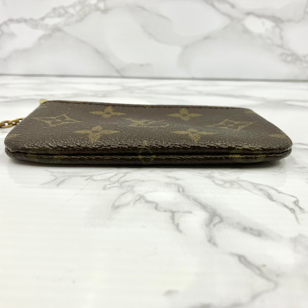 LUIS VUITTON Monogram Pochette Clé