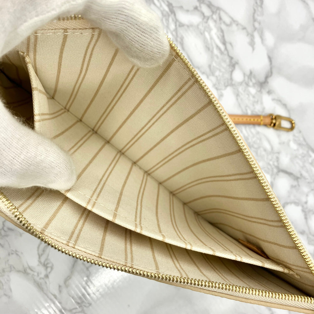 LOUIS VUITTON Damier Azur Neverfull Pouch