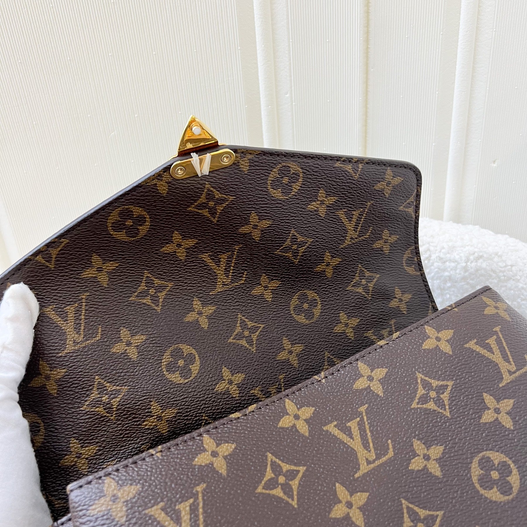 LV Pochette Metis in Monogram Canvas and GHW