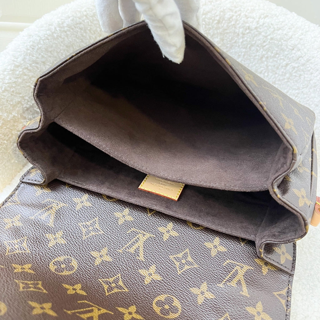 LV Pochette Metis in Monogram Canvas and GHW